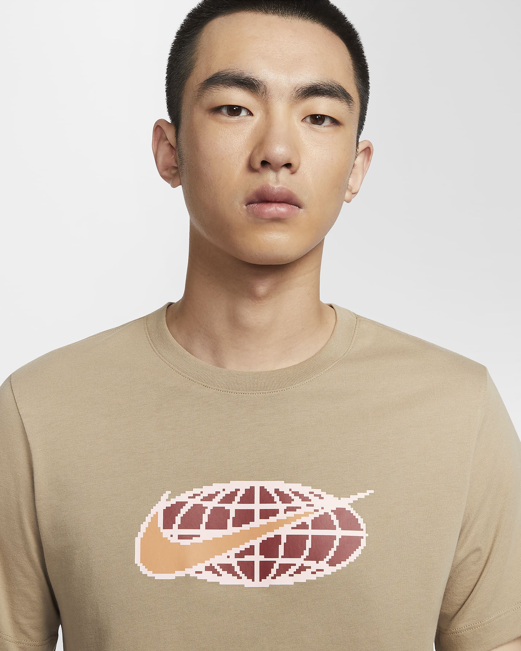mens khaki nike t shirt