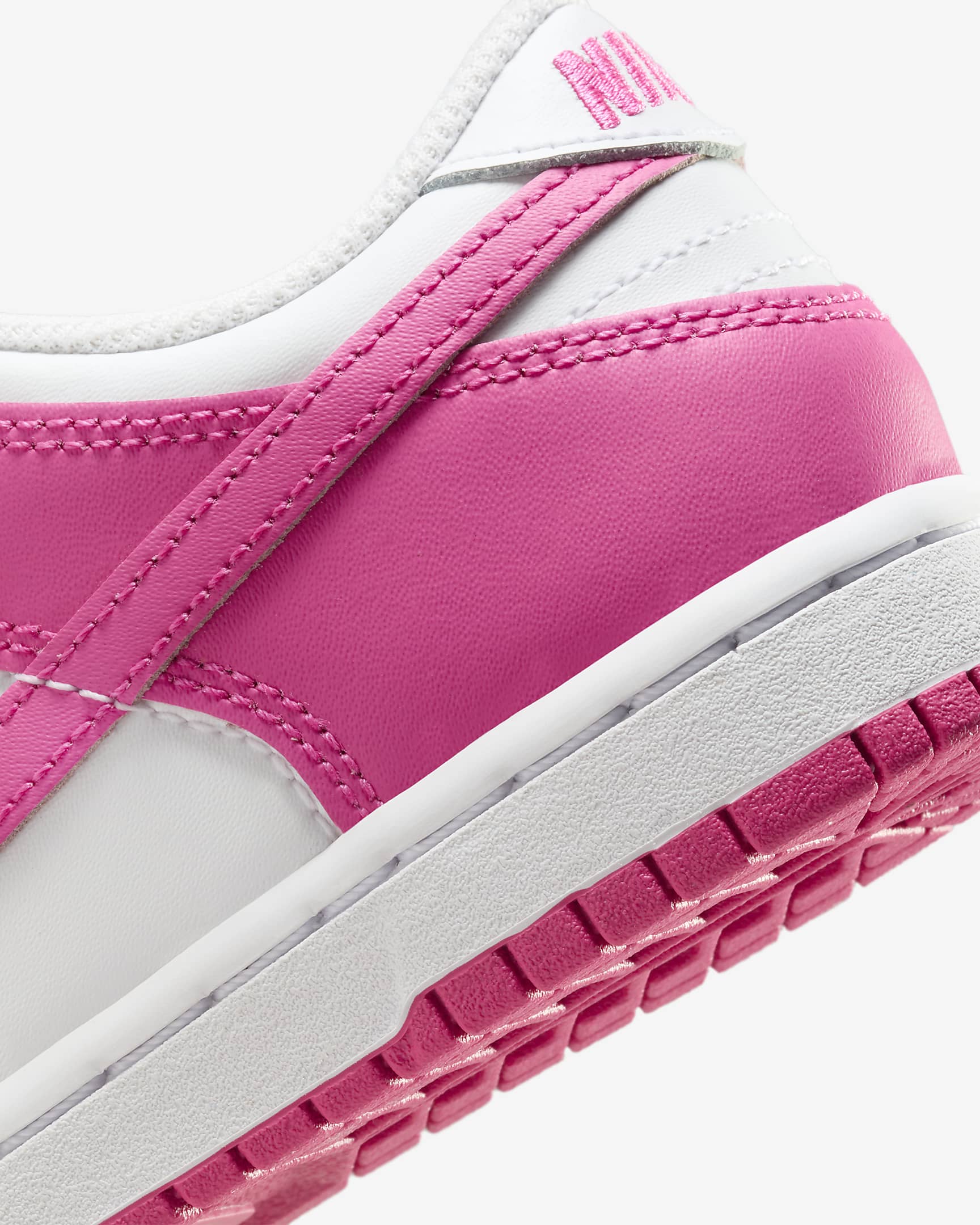 Nike Dunk Low Younger Kids' Shoes - Laser Fuchsia/White/Laser Fuchsia