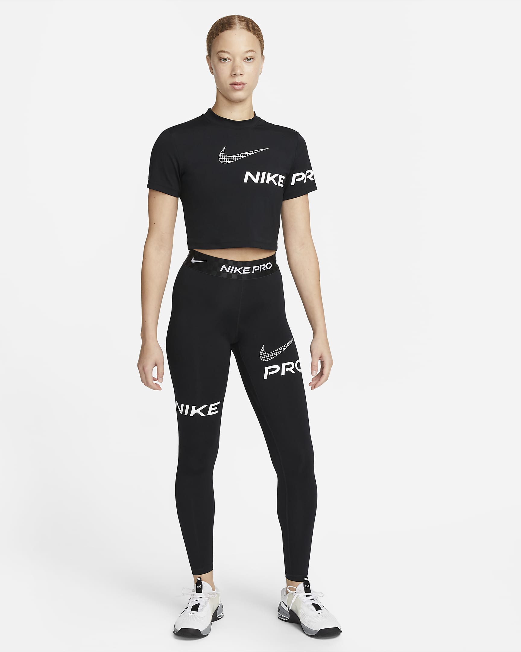 Nike Pro Dri-FIT Korte trainingstop met graphic en korte mouwen voor dames - Zwart/Wit