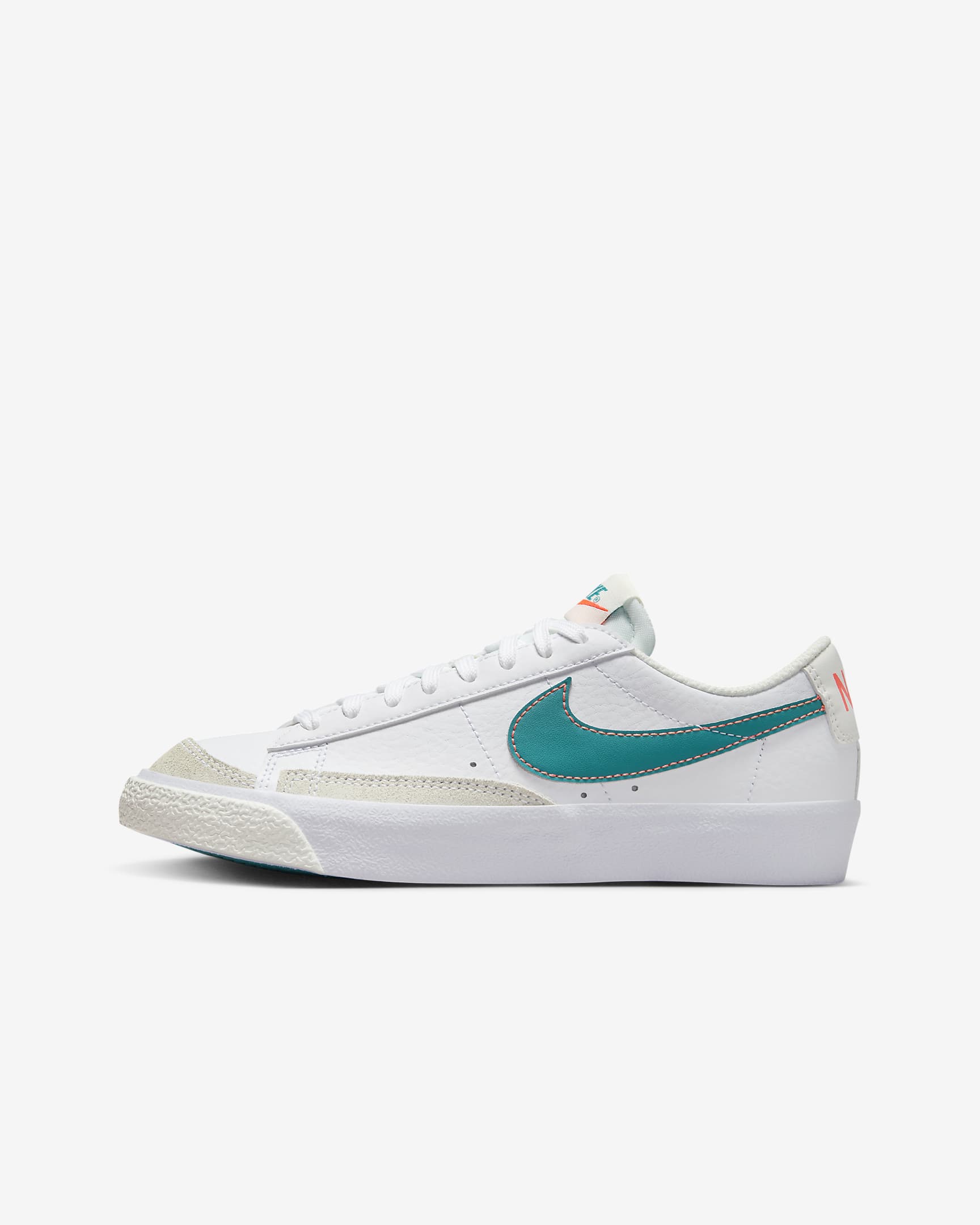 Nike Blazer 低筒 '77 大童鞋款 - 白色/白色/Summit White/Aquamarine