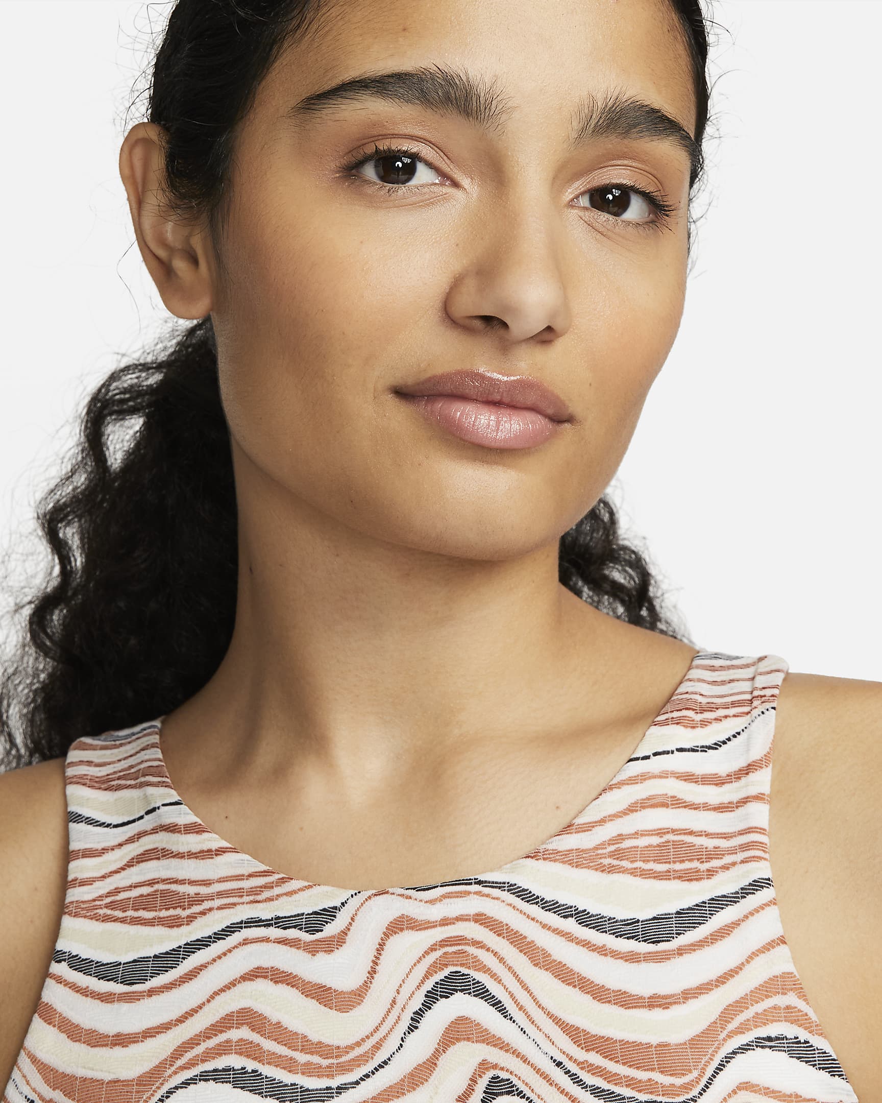 nike women's yoga luxe crop tank top