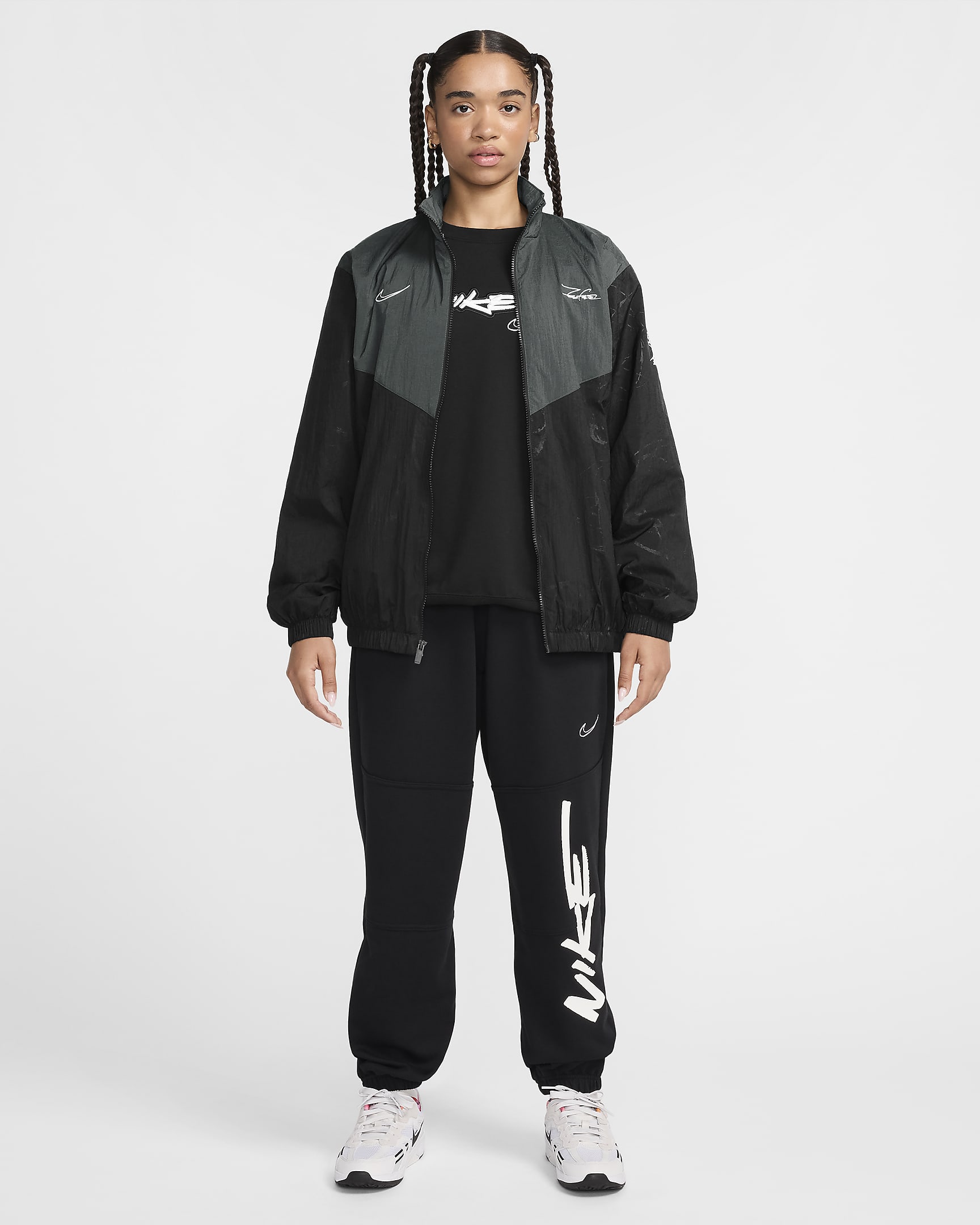 Nike Sportswear Breaking Windrunner Women's Jacket - Black/Anthracite