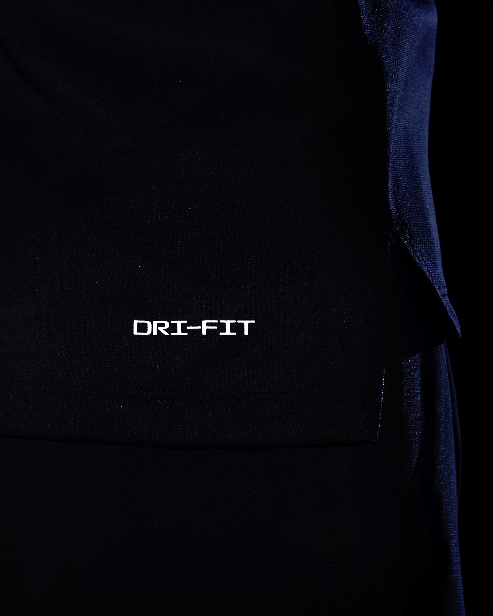 Nike Dri-FIT Multi Tech Older Kids' (Boys) 1/2-Zip Training Top. Nike SI