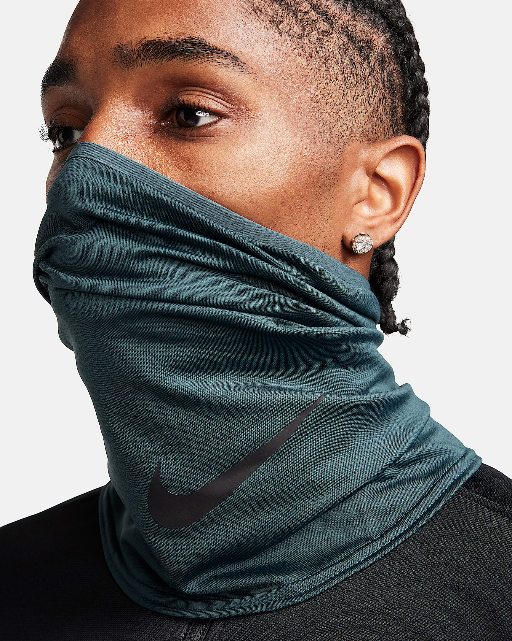 Nike Winter Warrior Men's DriFIT Football Neckwarmer. Nike PT