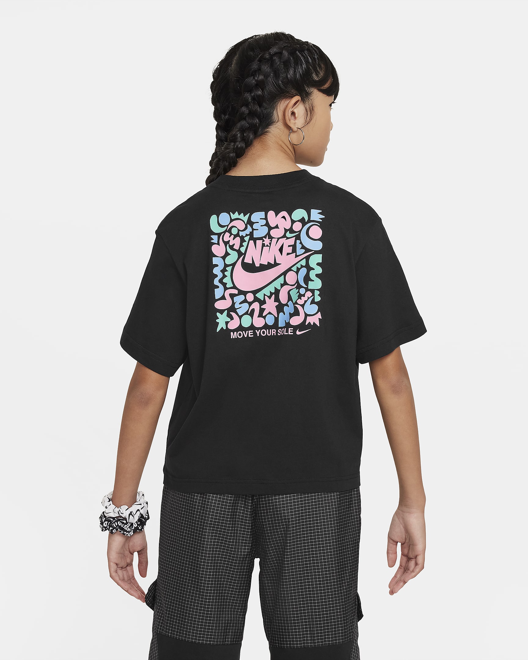 Nike Sportswear Older Kids' (Girls') Boxy T-Shirt. Nike RO