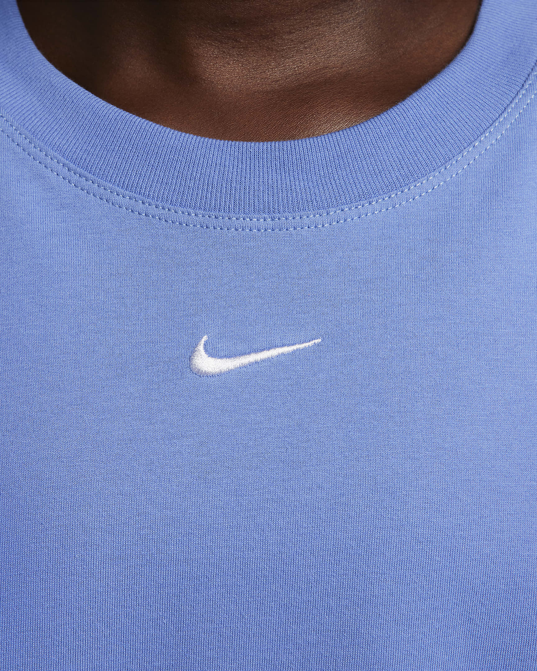 Nike Sportswear Essential Women's T-Shirt - Polar/White