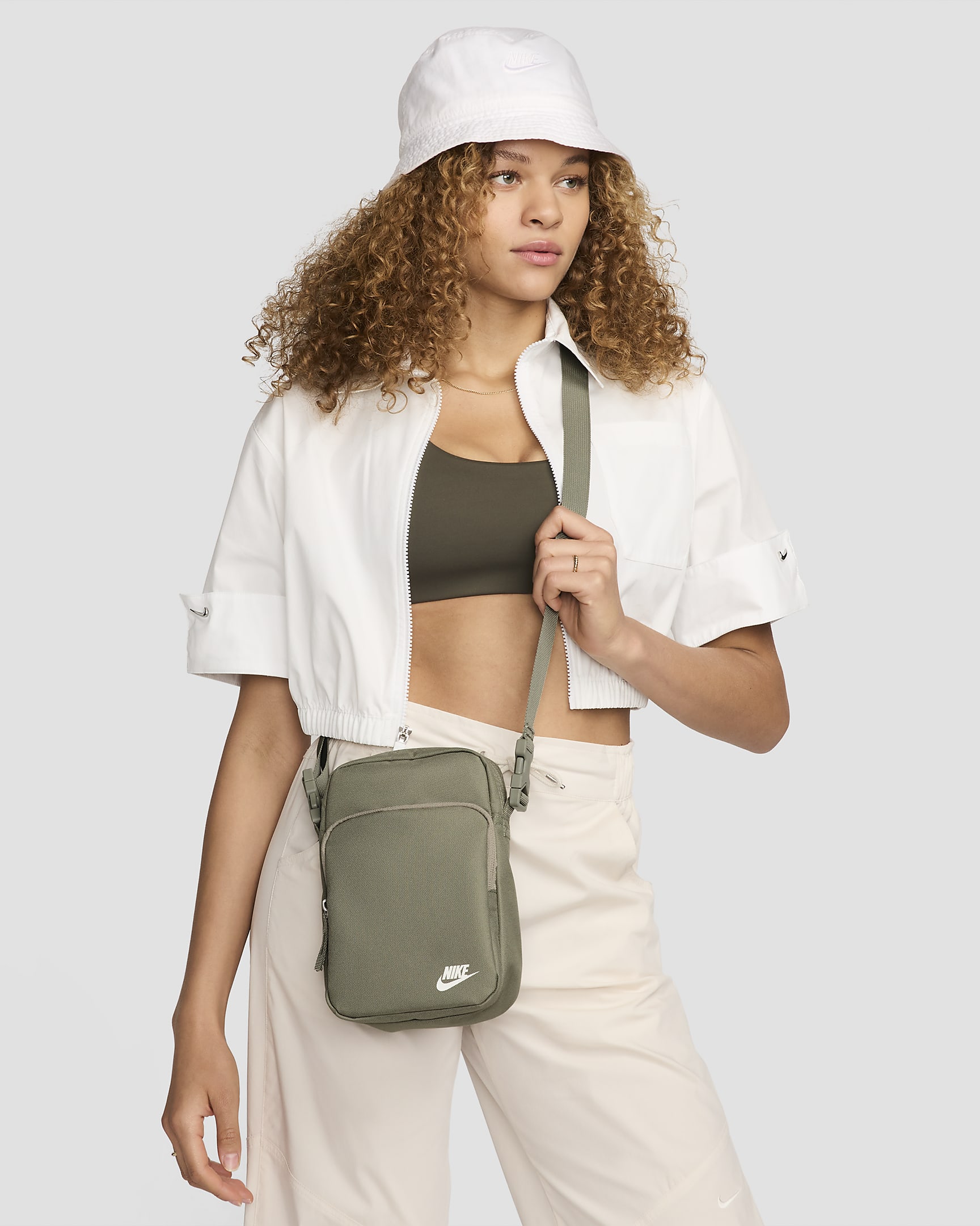 Nike Heritage Crossbody Bag (4L) - Light Army/Light Army/Sail