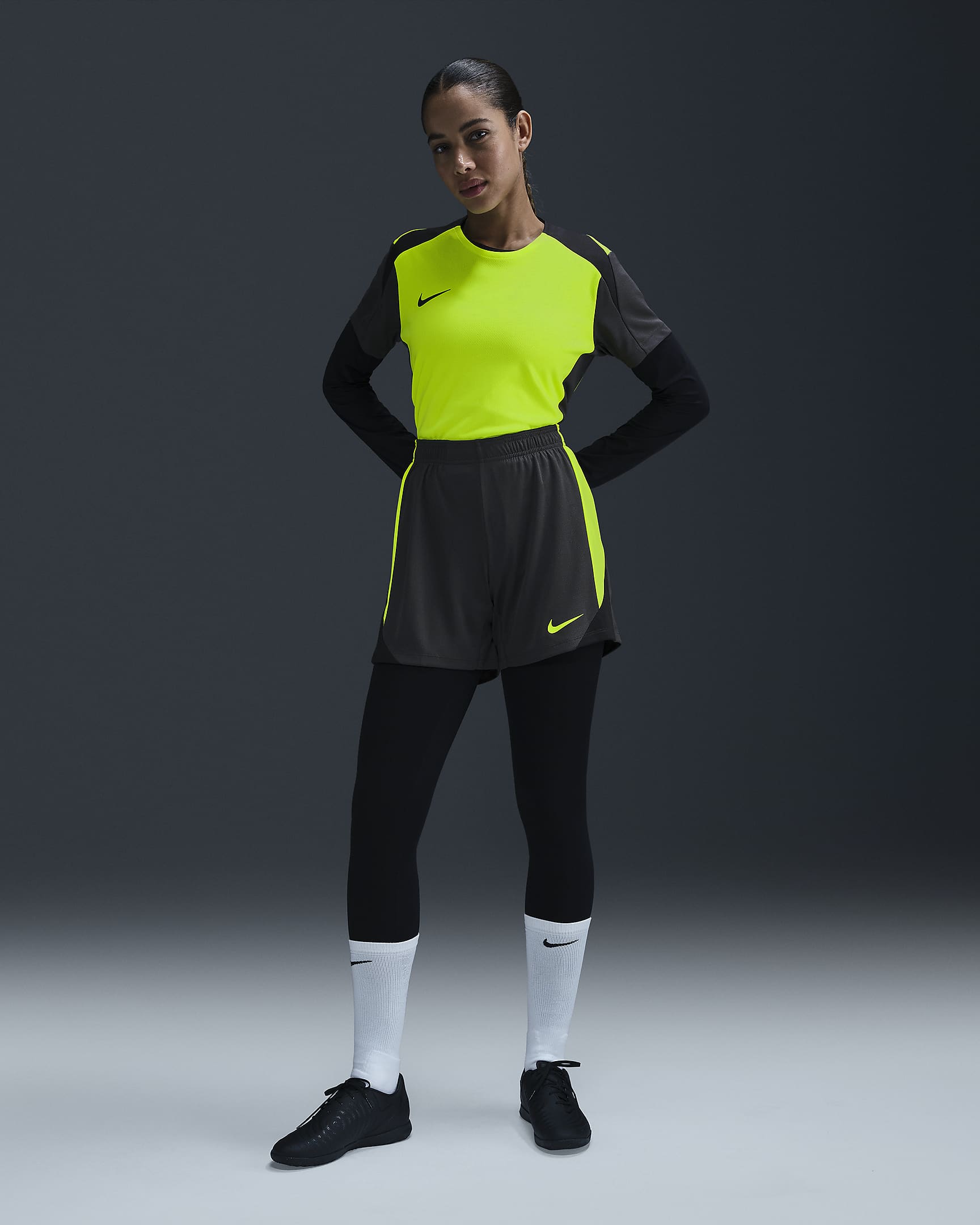 Nike Strike Dri-FIT Fußballshorts für Damen - Anthracite/Schwarz/Volt/Volt