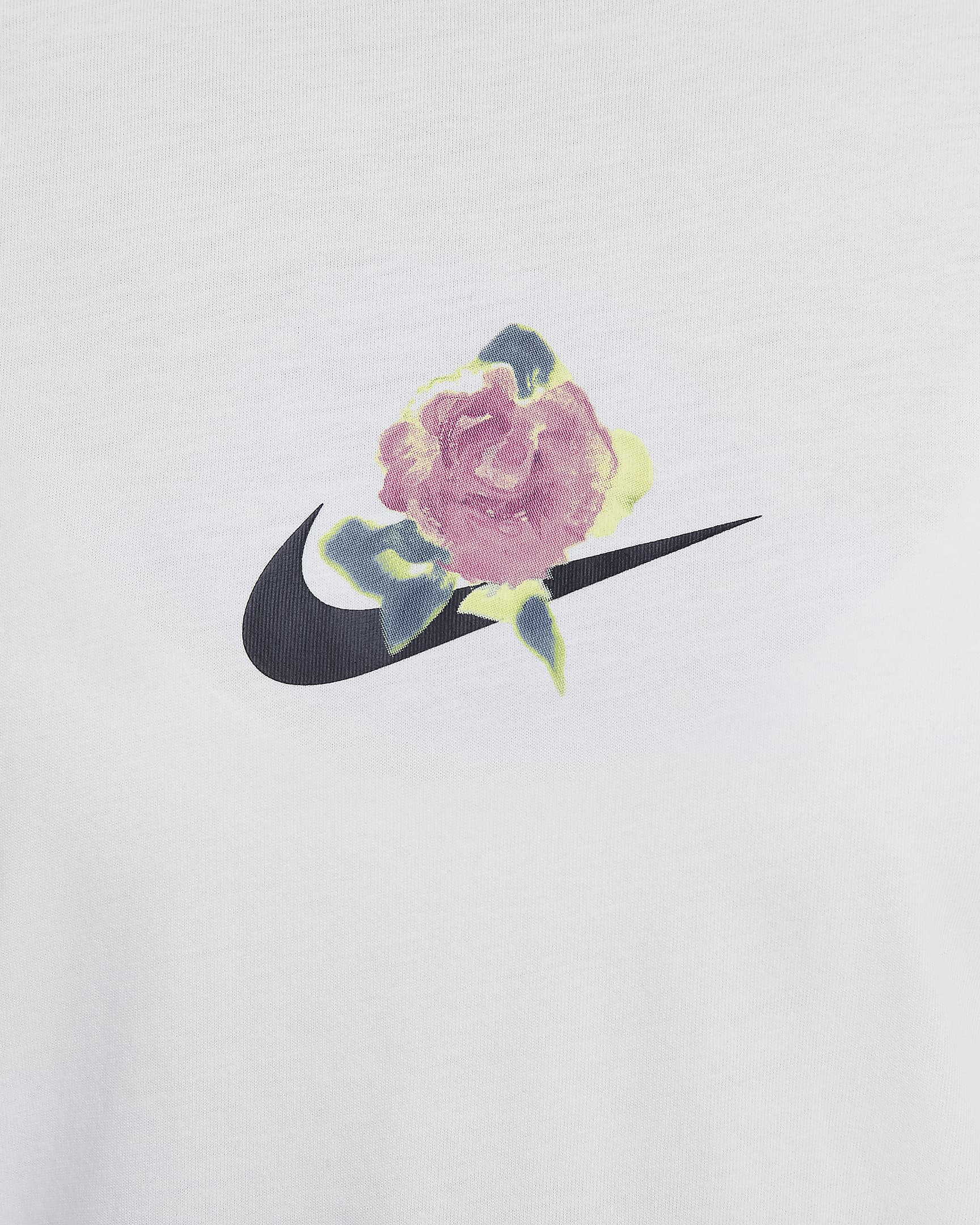 เสื้อยืดกราฟิกแขนสั้น Nike Sportswear Women's Artist Collection - Sail