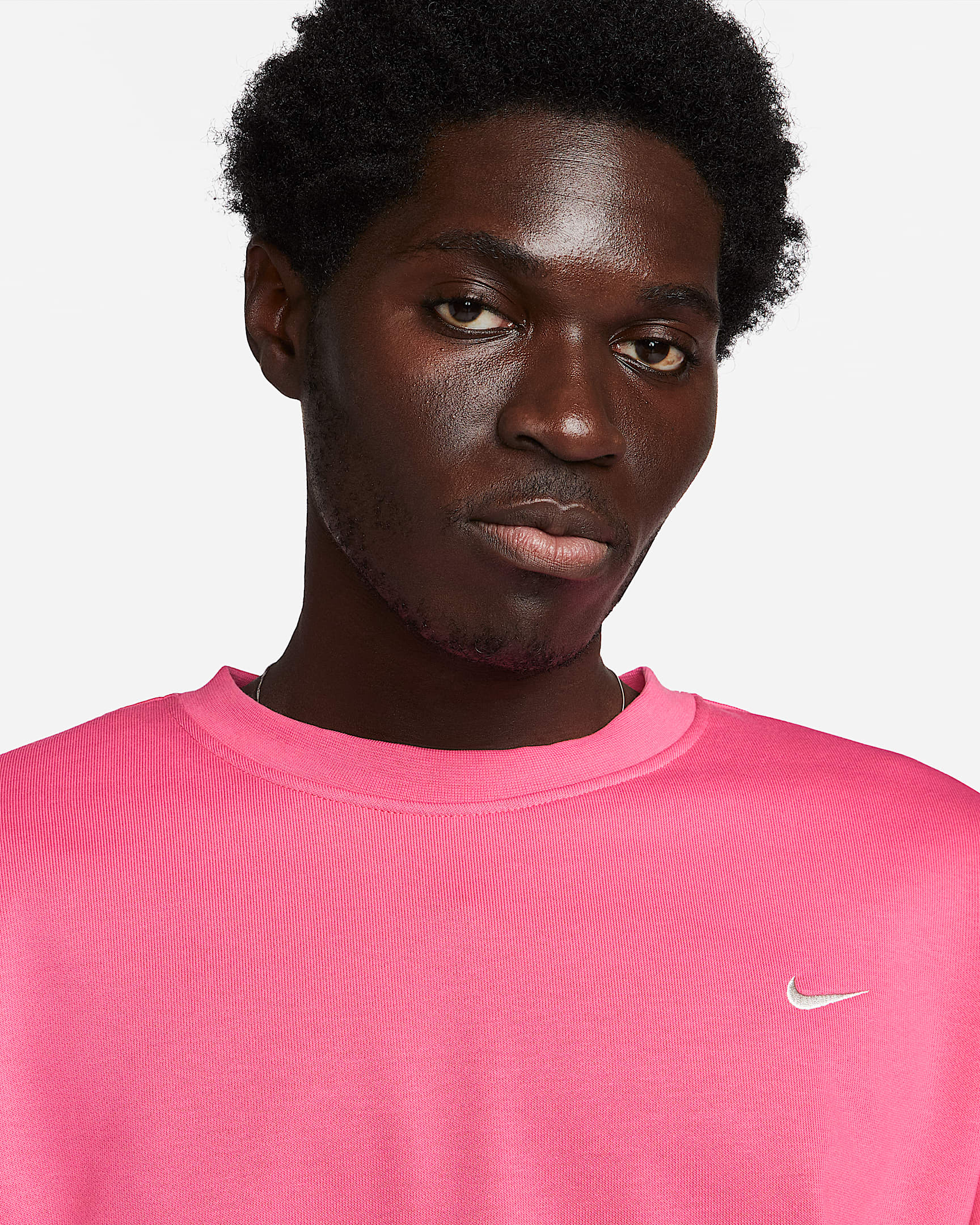 Nike Standard Issue Men's DriFIT Crew Basketball Top.