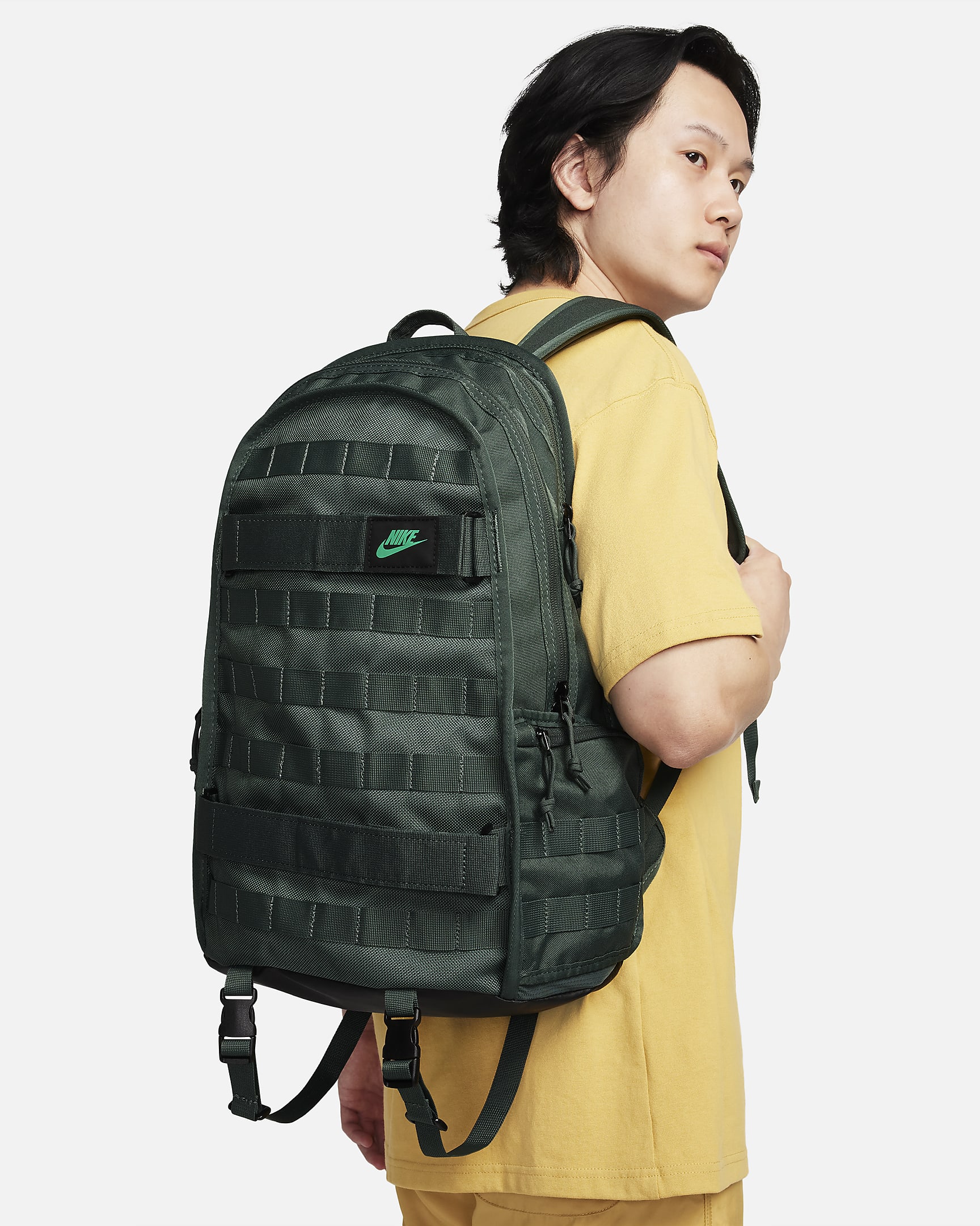 Nike Sportswear RPM Backpack (26L) - Vintage Green/Black/Stadium Green