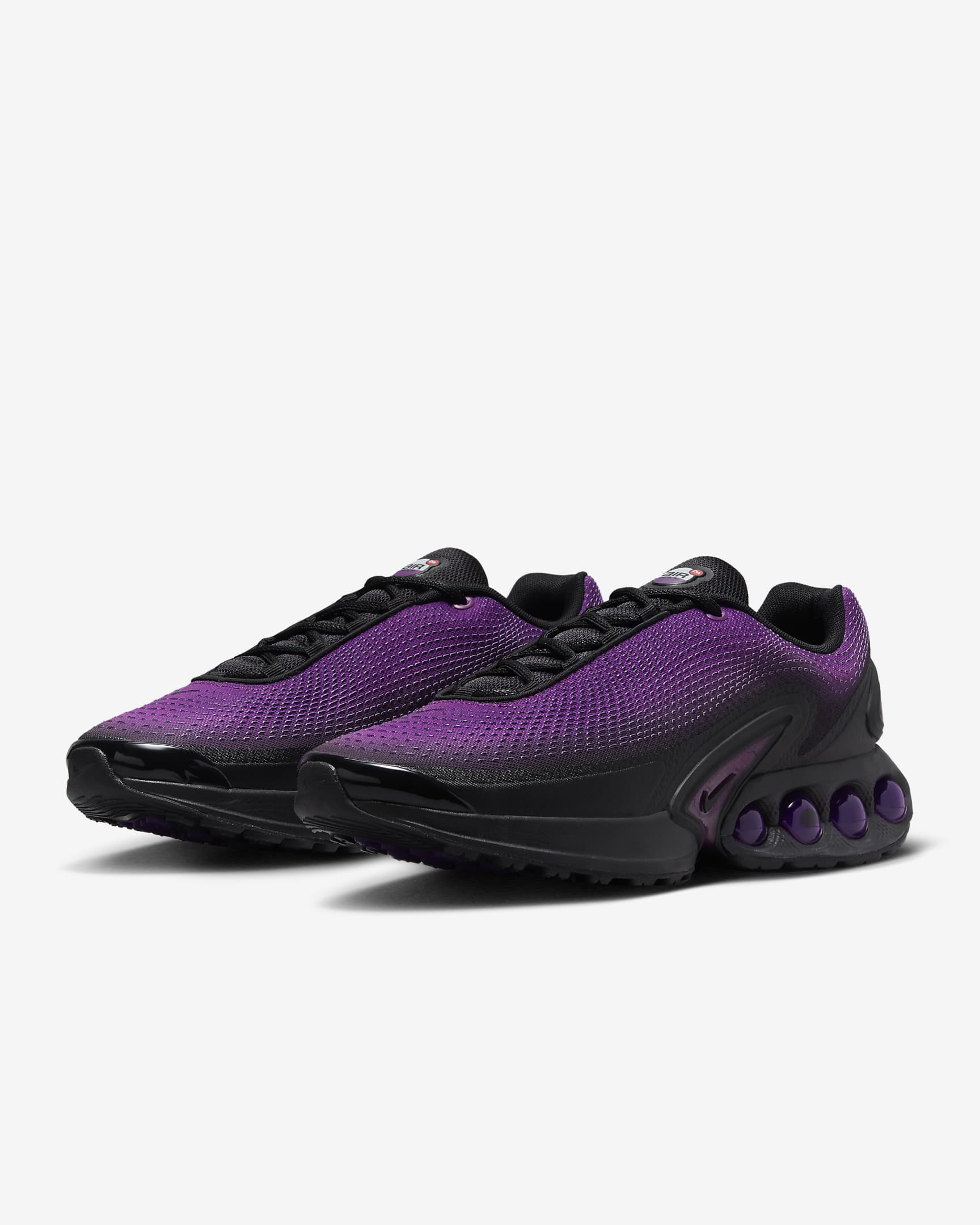 Nike Air Max Dn SE férficipő - Bold Berry/Hyper Violet/Fehér/Fekete