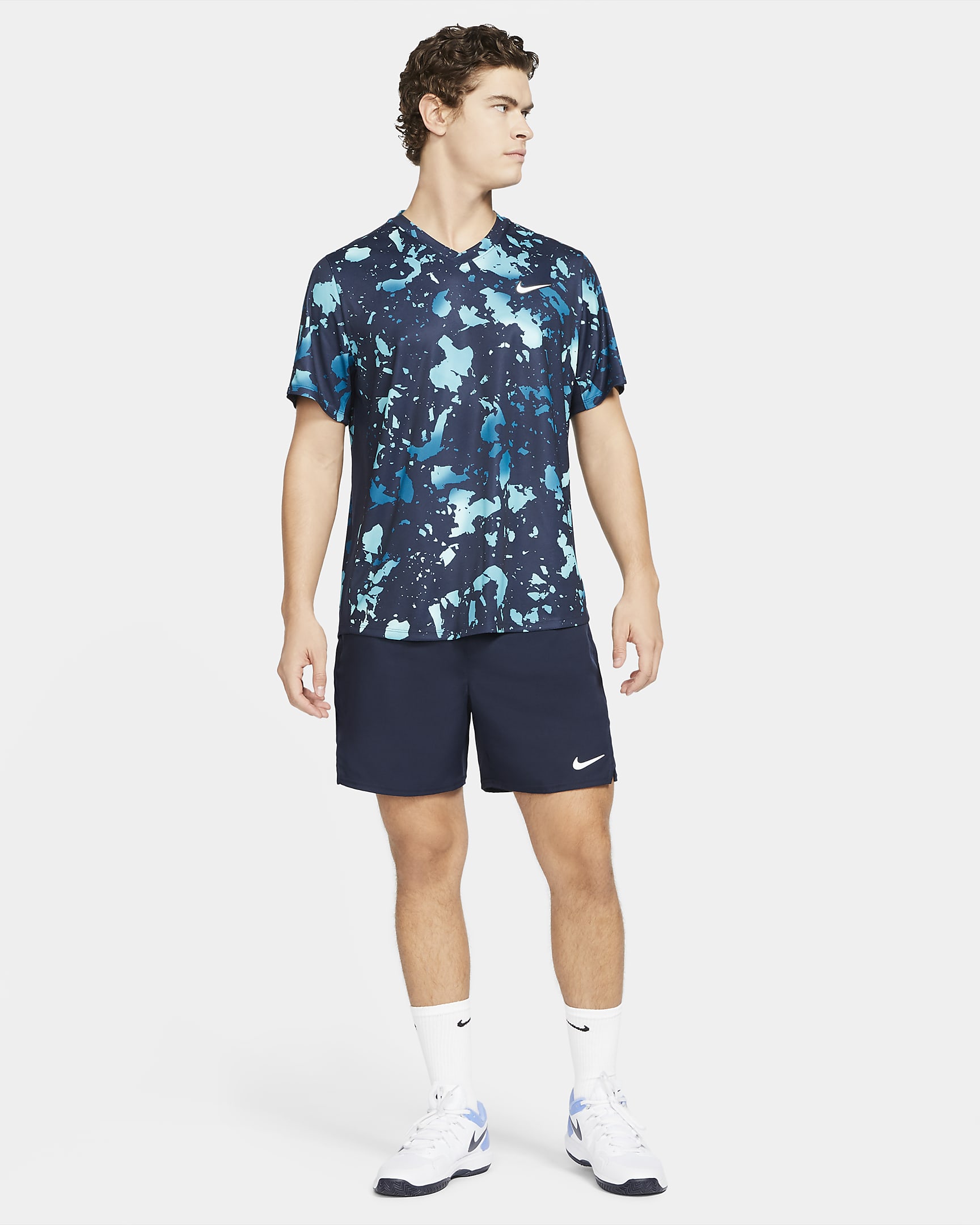 NikeCourt Dri-FIT Victory Men's Printed Tennis Top - Obsidian/Obsidian/White