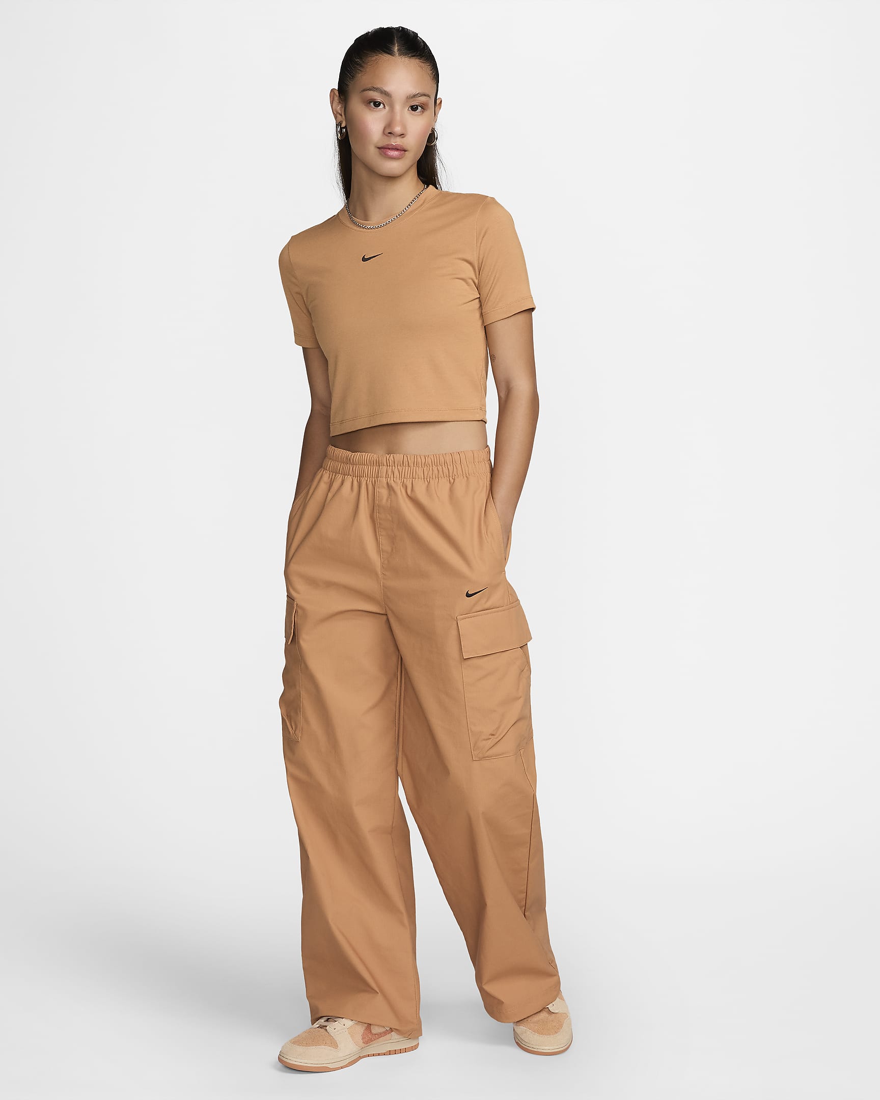 Nike Sportswear Everything Wovens Women's Mid-Rise Cargo Trousers - Flax/Black