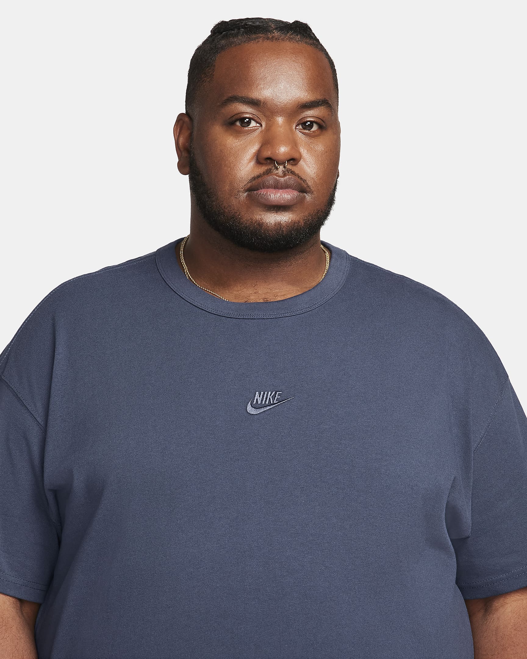 Nike Sportswear Premium Essentials Tshirt voor heren. Nike BE