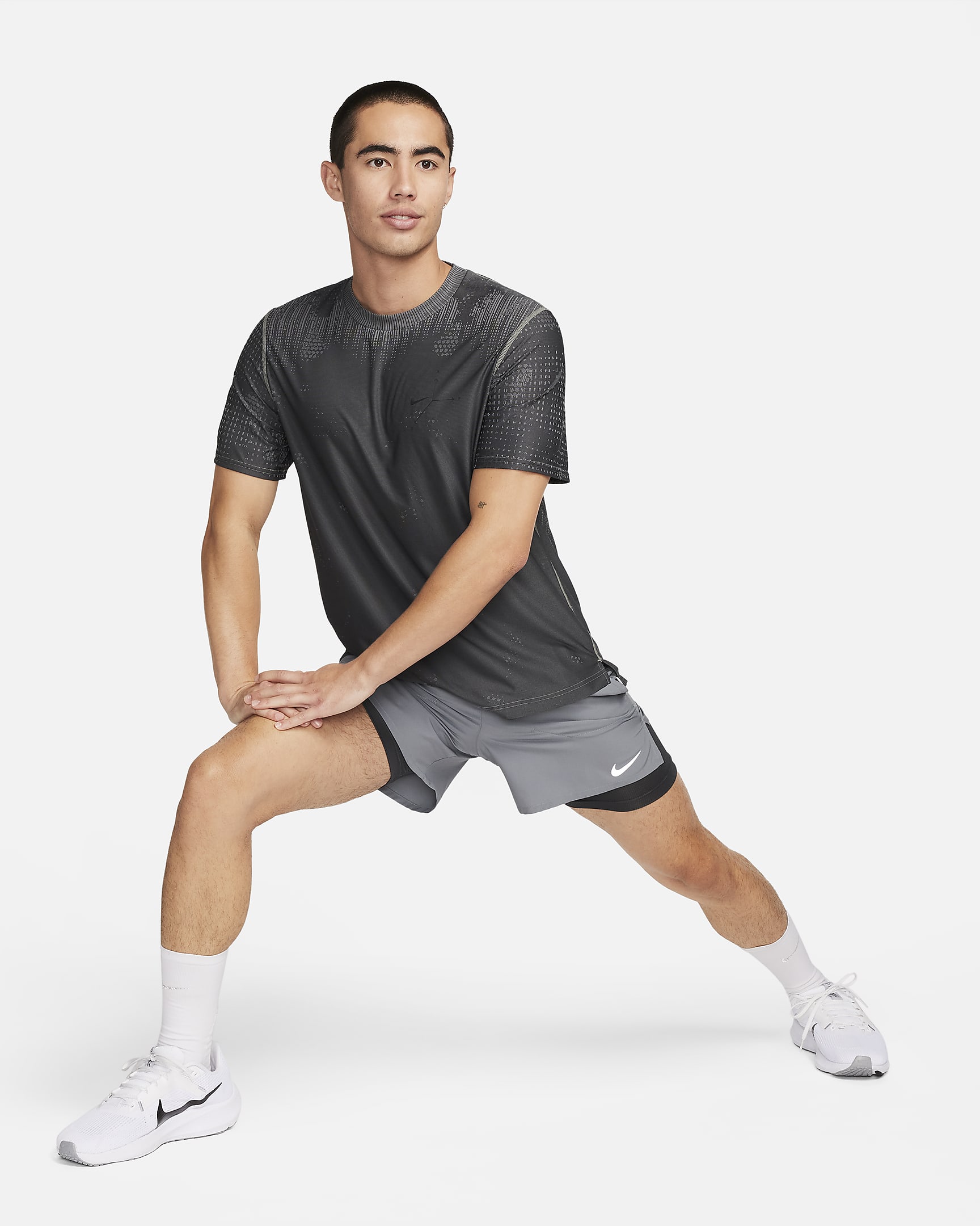 Nike APS Men's Dri-FIT ADV Short-Sleeve Versatile Top. Nike UK