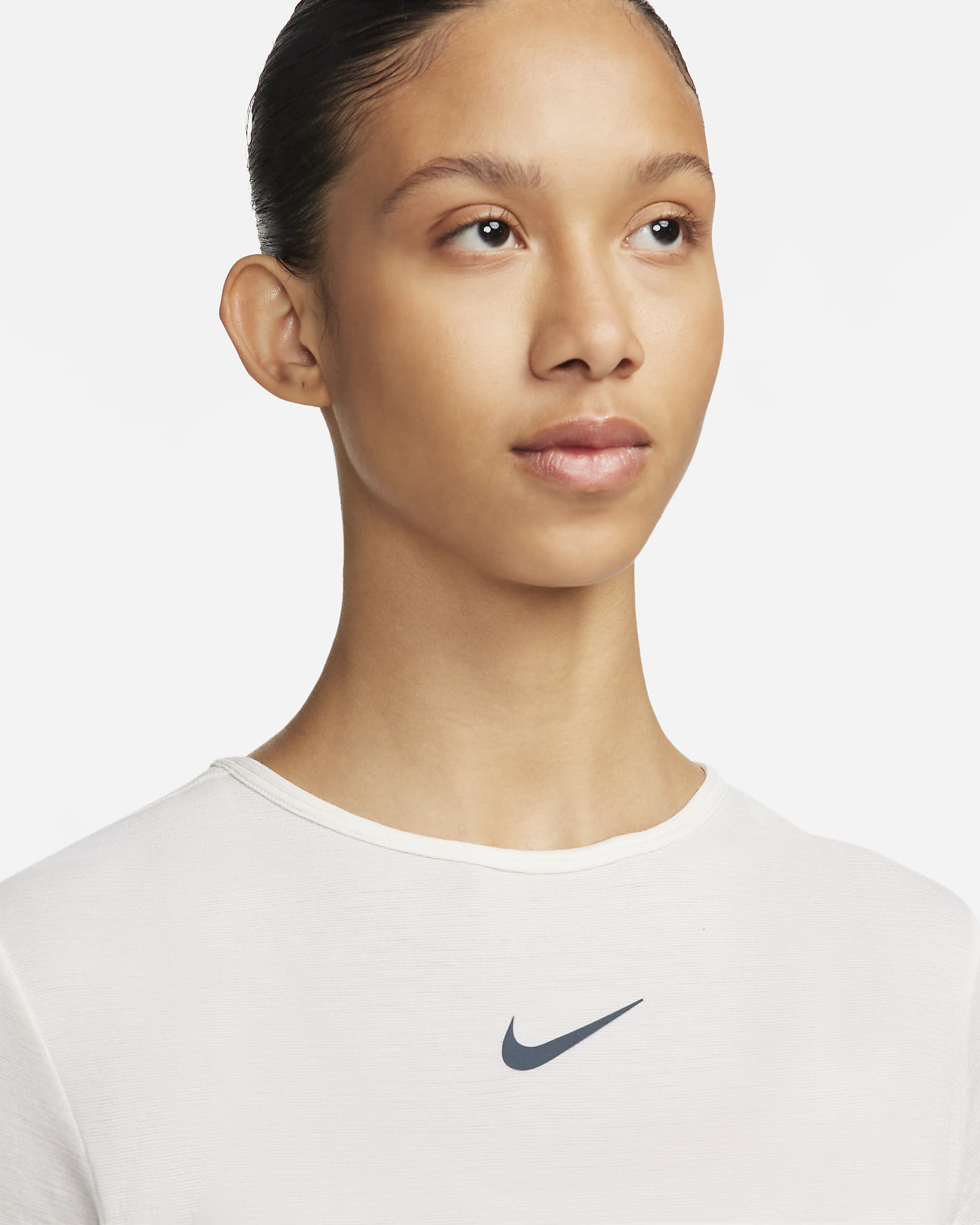 Kortærmet Nike Swift Wool Dri-FIT-løbetop til kvinder - Sail