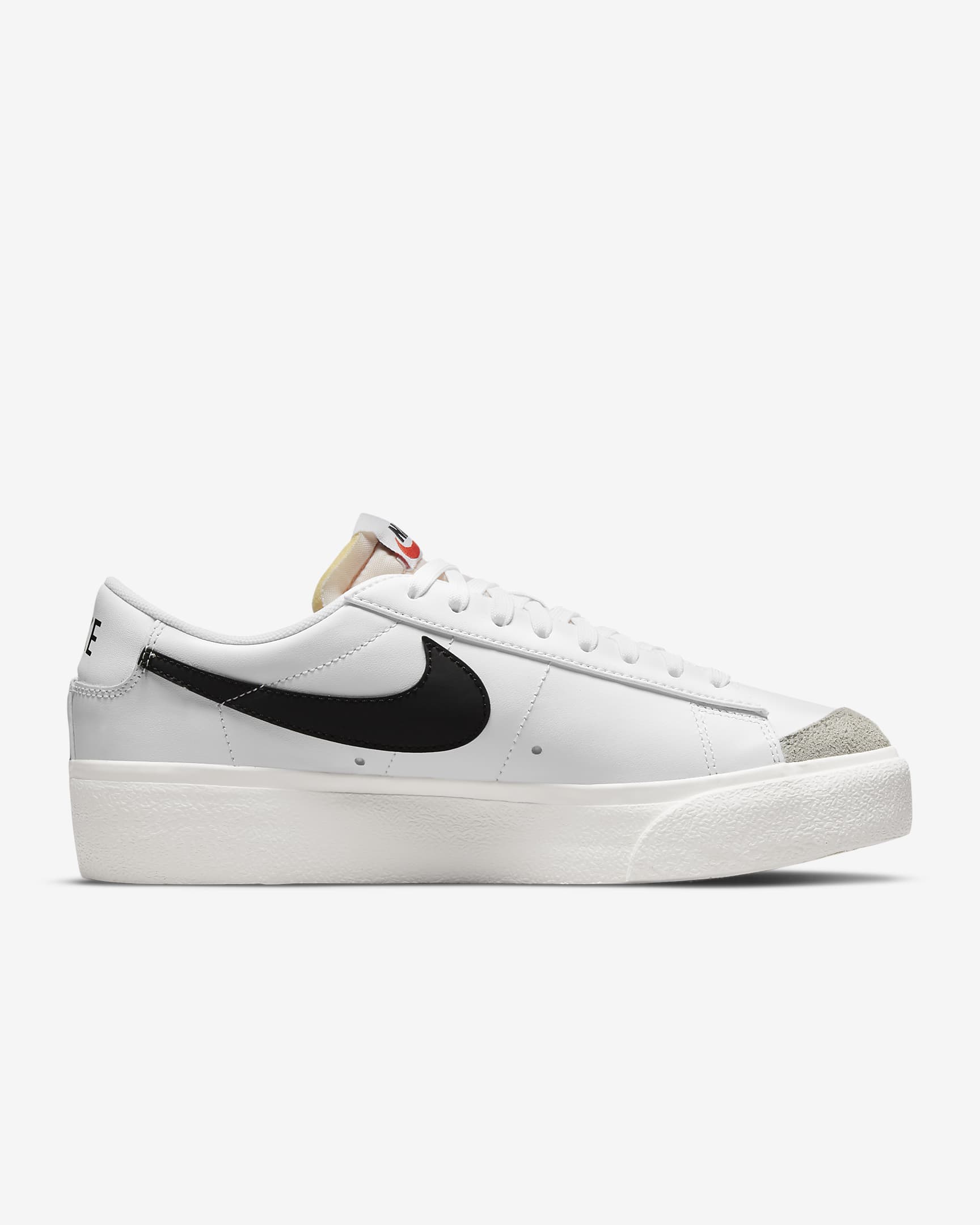 Nike Blazer Low Platform Sabatilles - Dona - Blanc/Sail/Team Orange/Negre