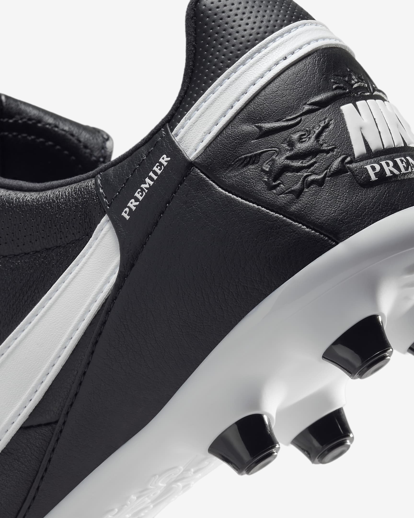 Nike Premier 3 FG Low-Top Football Boot - Black/White