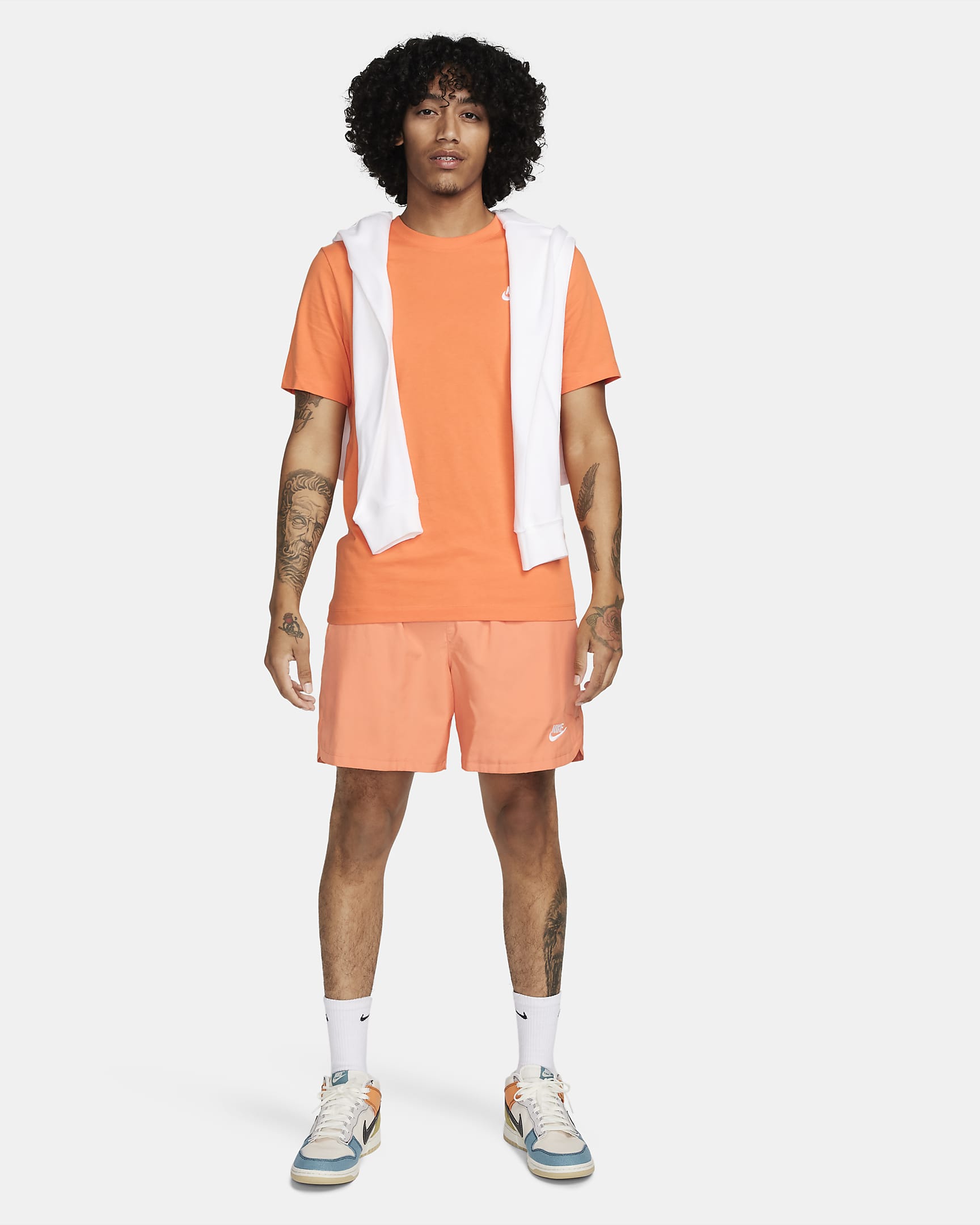 Nike Sportswear Club Men's T-Shirt - Bright Mandarin