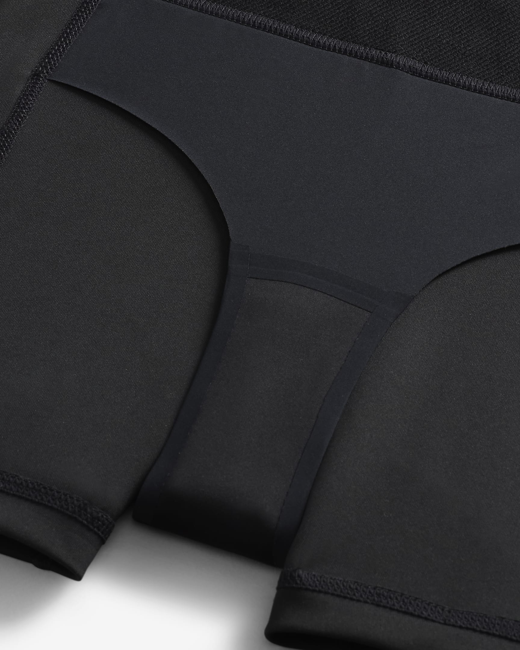 Nike Pro Leak Protection: Periodensichere Dri-FIT-Shorts für ältere Kinder - Schwarz/Weiß