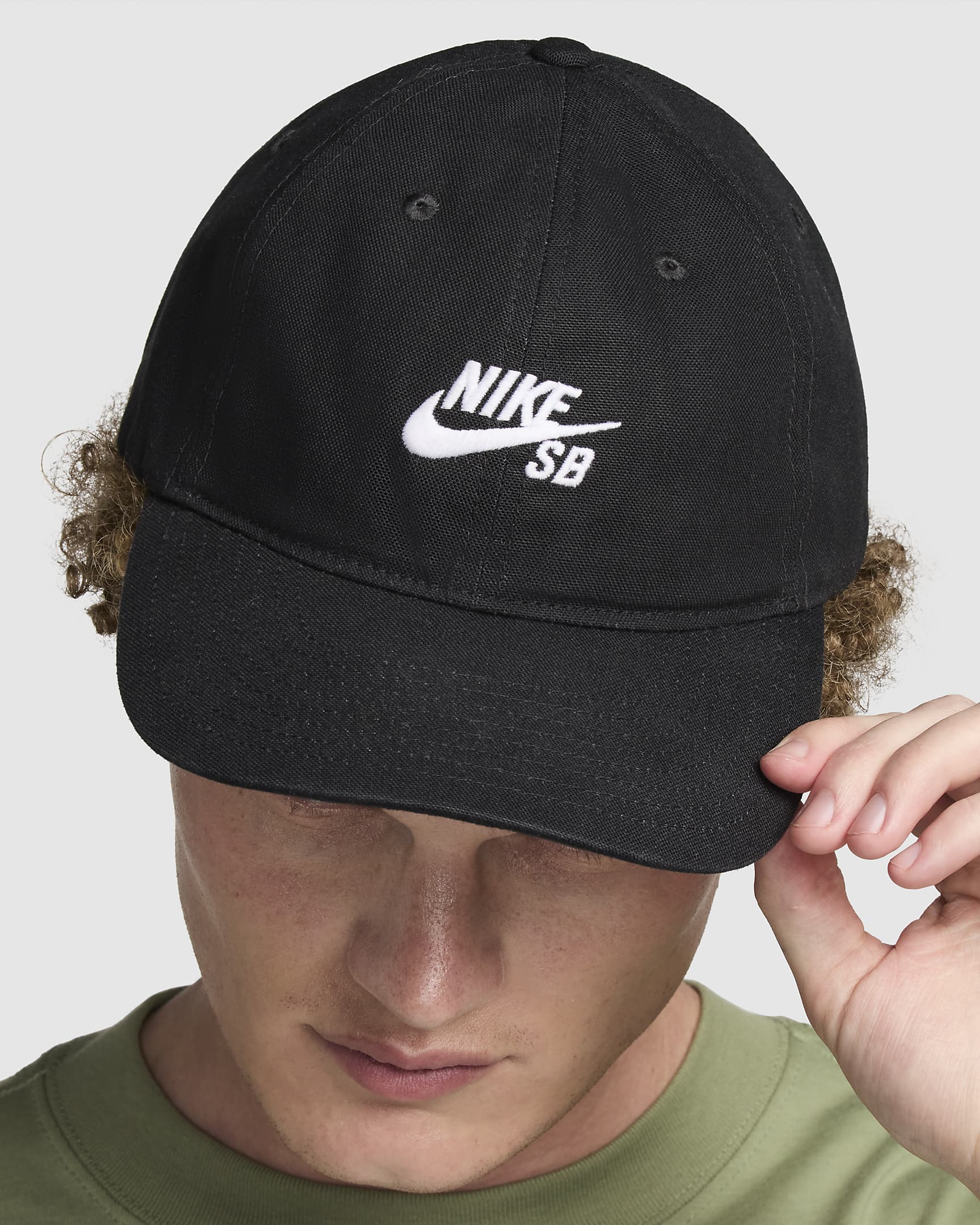 Nike SB Club Unstructured Skate Cap - Black/White