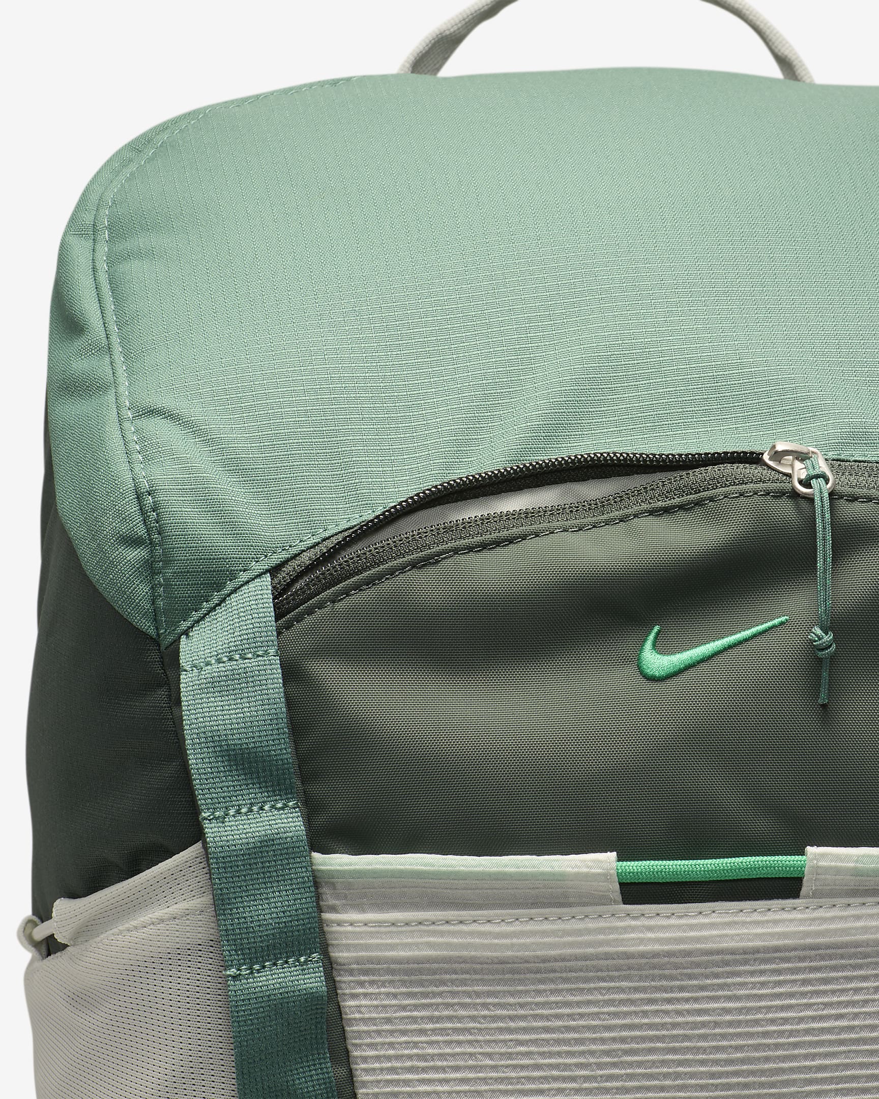 Nike Hike Backpack (27L) - Vintage Green/Light Silver/Stadium Green