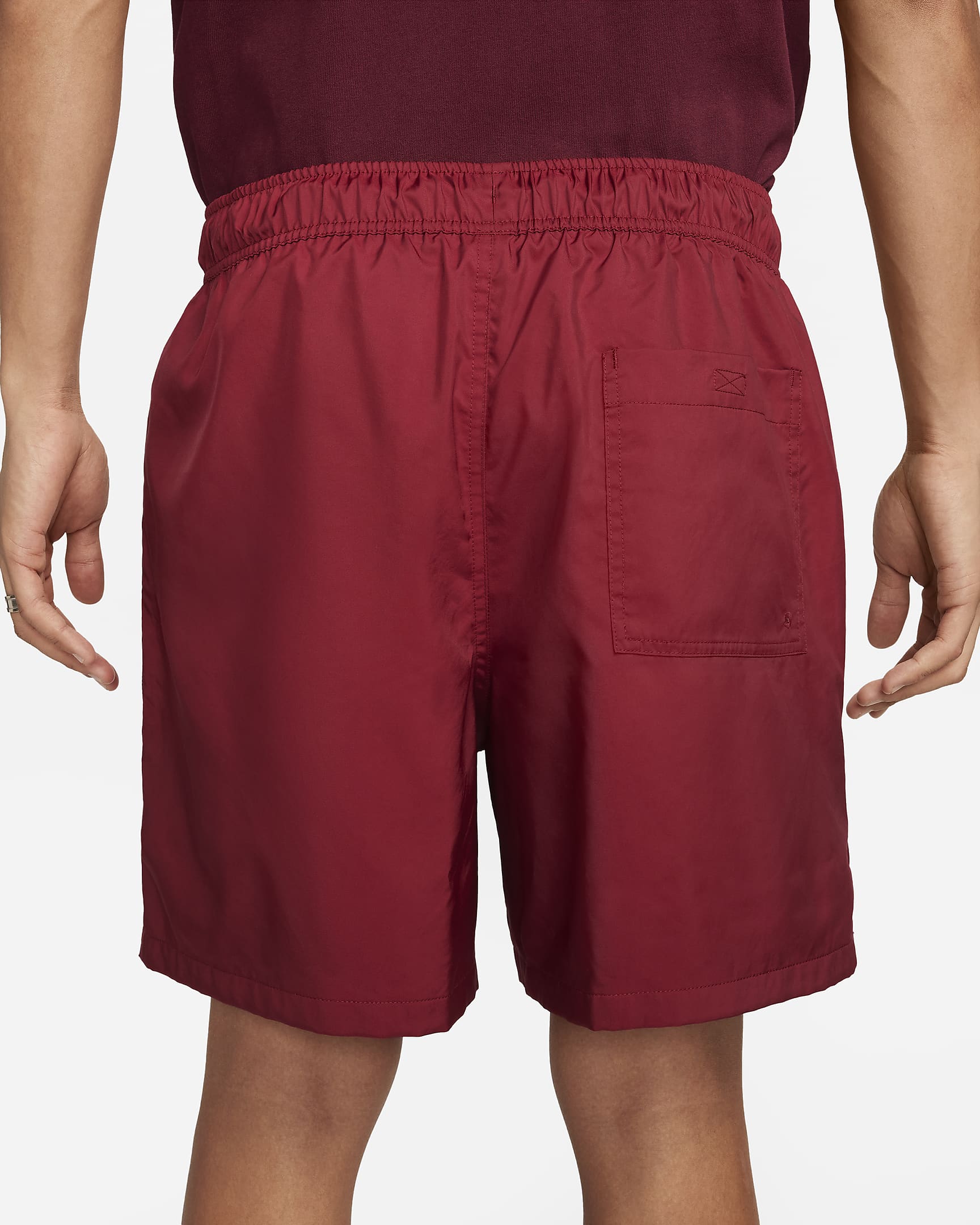 Nike Club Men's Woven Flow Shorts - Team Red/White