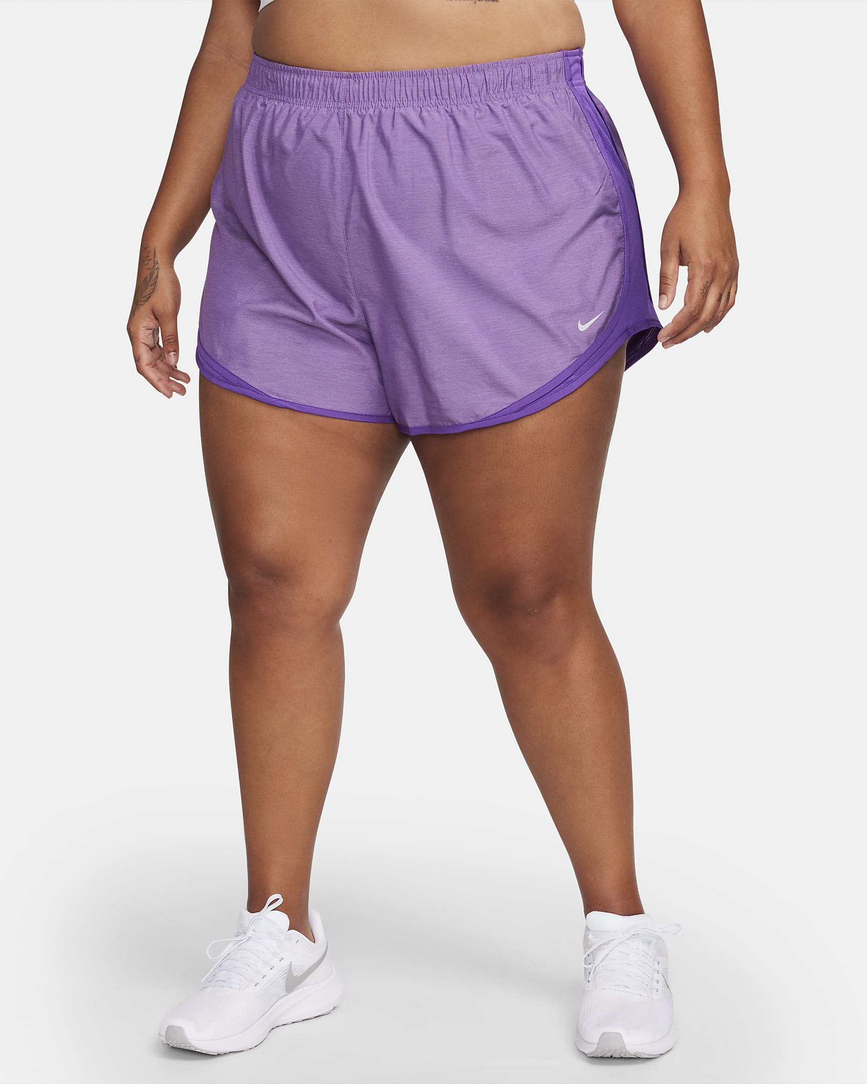 Nike Tempo Women's Running Shorts (Plus Size).