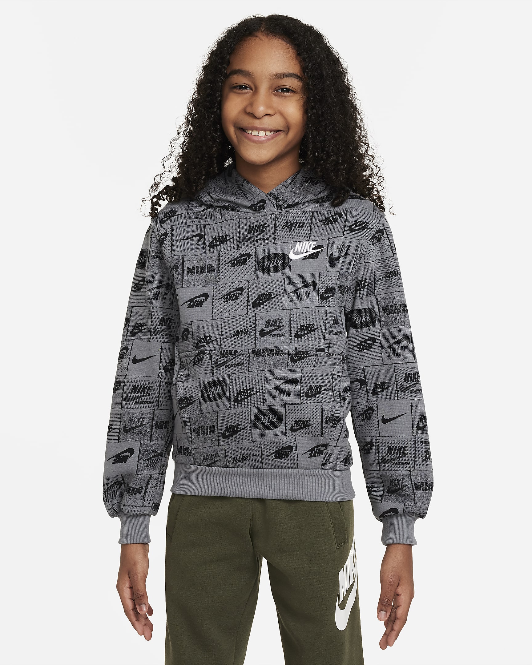 Nike Sportswear Club Fleece Older Kids' Hoodie - Smoke Grey/White