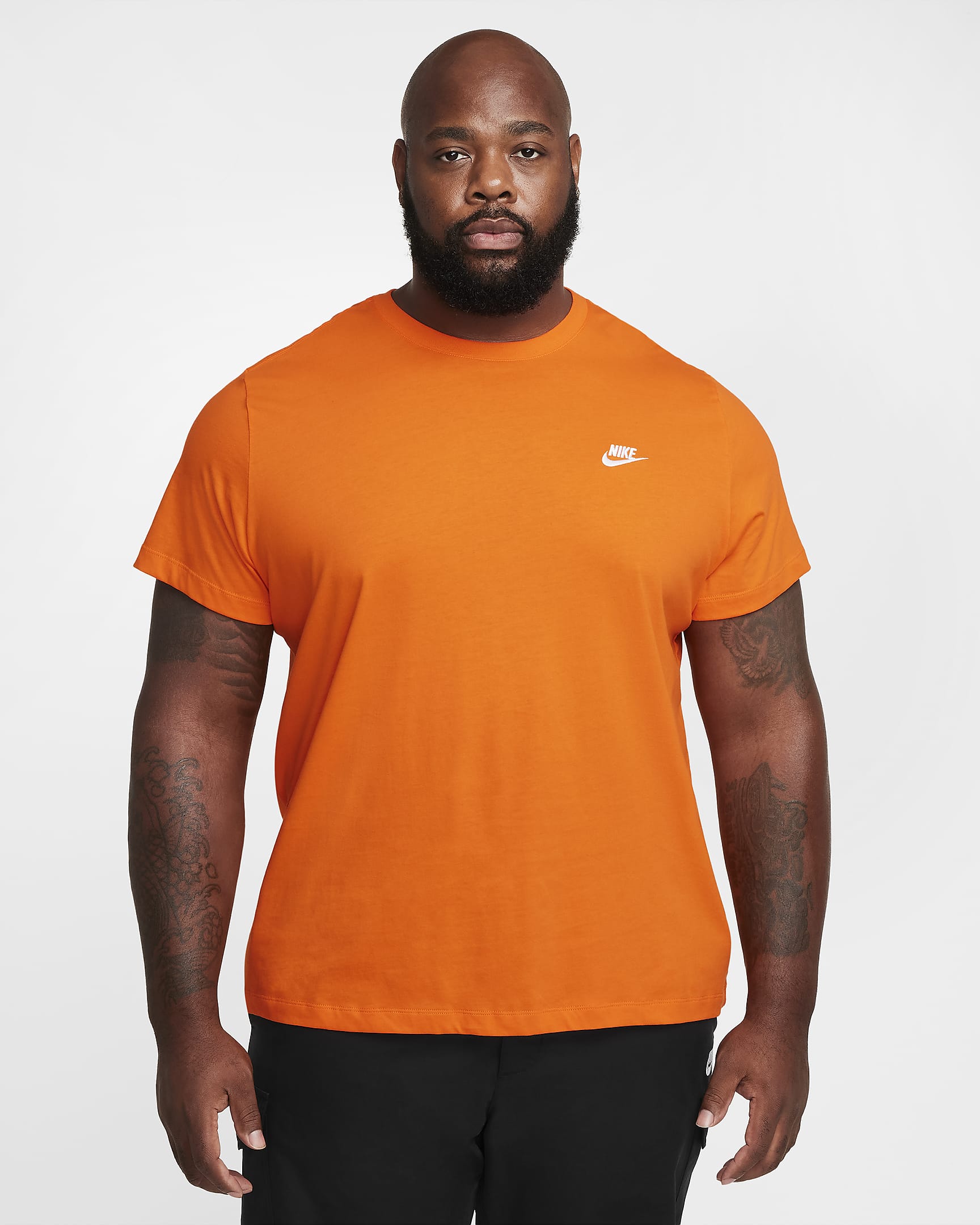 T-shirt Nike Sportswear Club pour Homme - Safety Orange