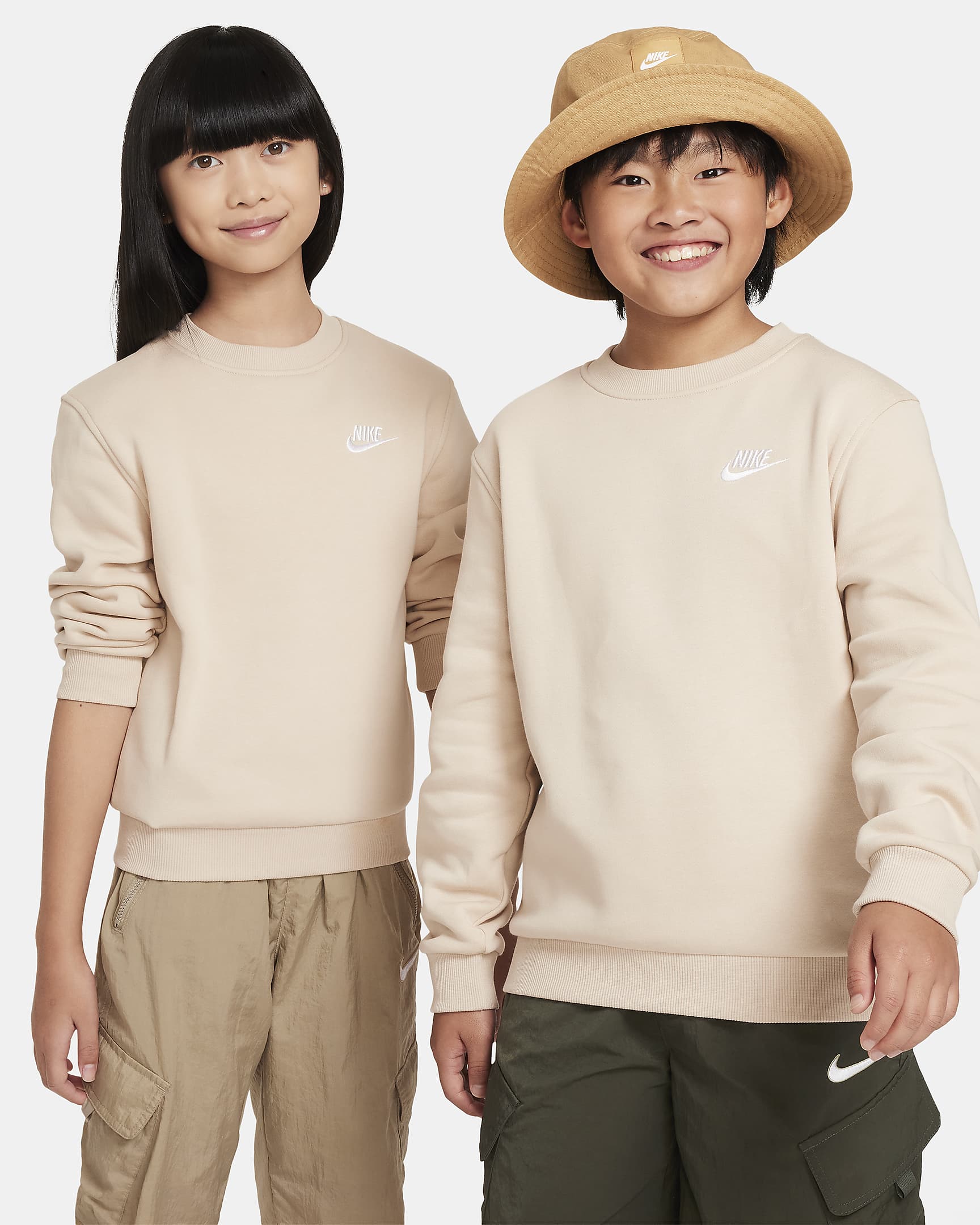 Sudadera para niños talla grande Nike Sportswear Club Fleece - Duna/Blanco