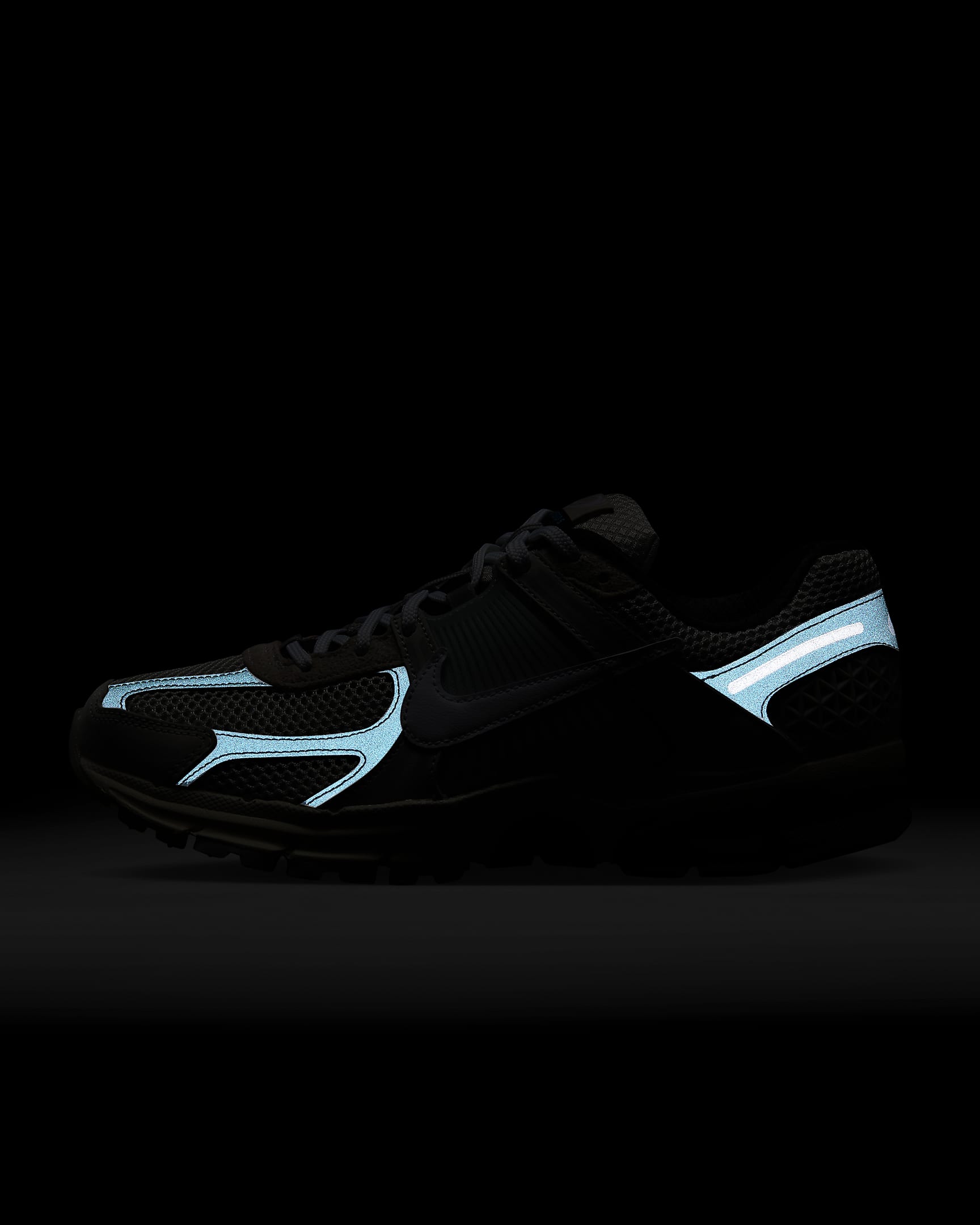 Nike Zoom Vomero 5 Premium Men's Shoes. Nike JP