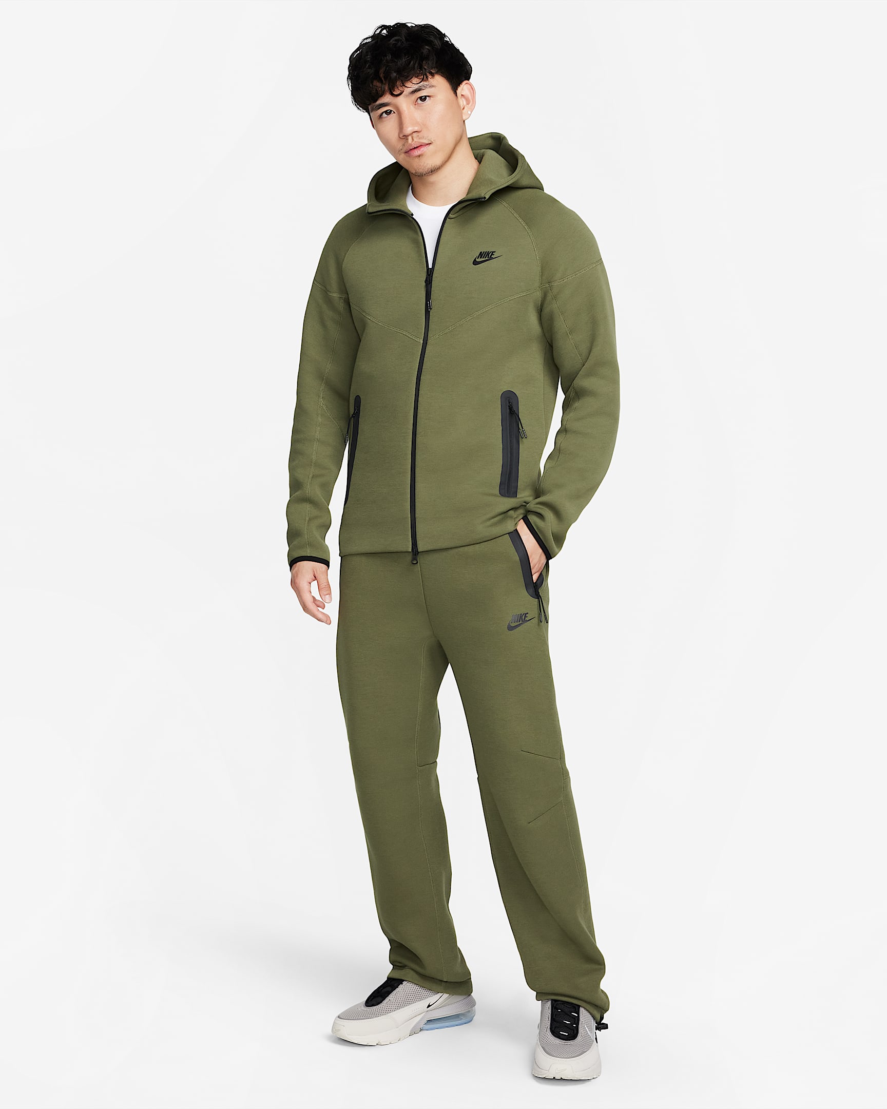 mens tracksuit nike tech