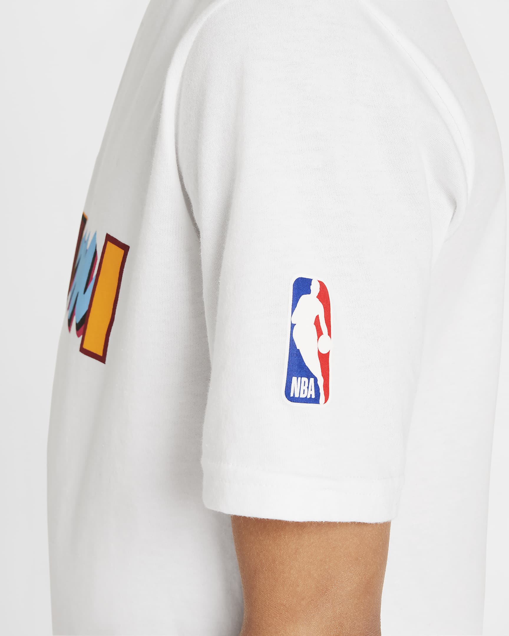 T-shirt com logótipo da NBA da Nike Miami Heat City Edition Júnior - Branco