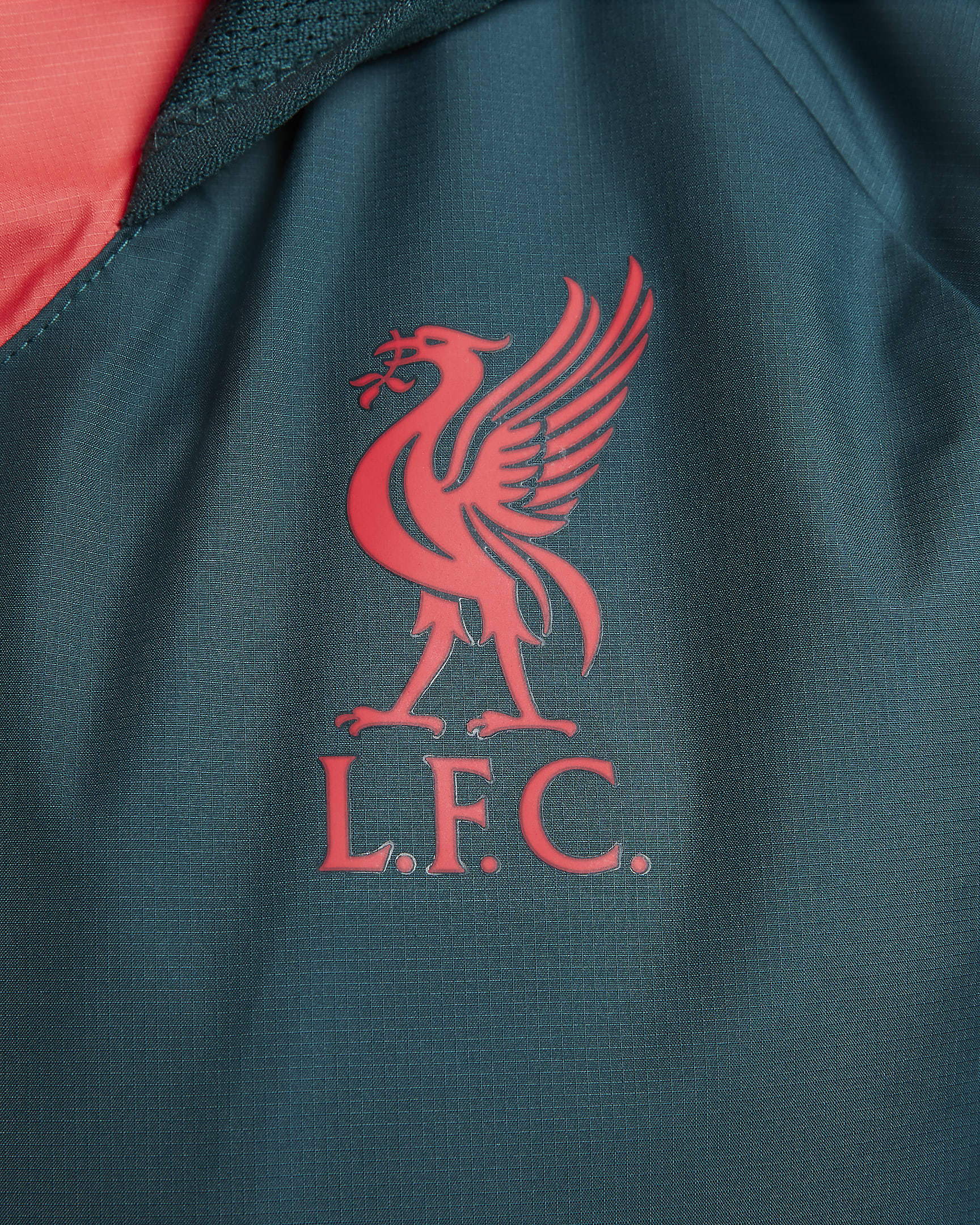 Liverpool F.C. AWF Women's Football Jacket. Nike AT