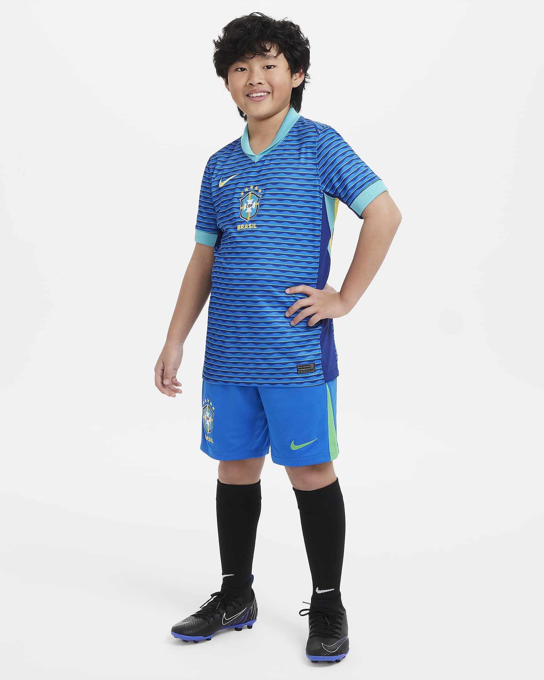 กางเกงฟุตบอลขาสั้น Replica เด็กโต Nike Dri-FIT Brazil 2024 Stadium Home - Soar/Green Spark