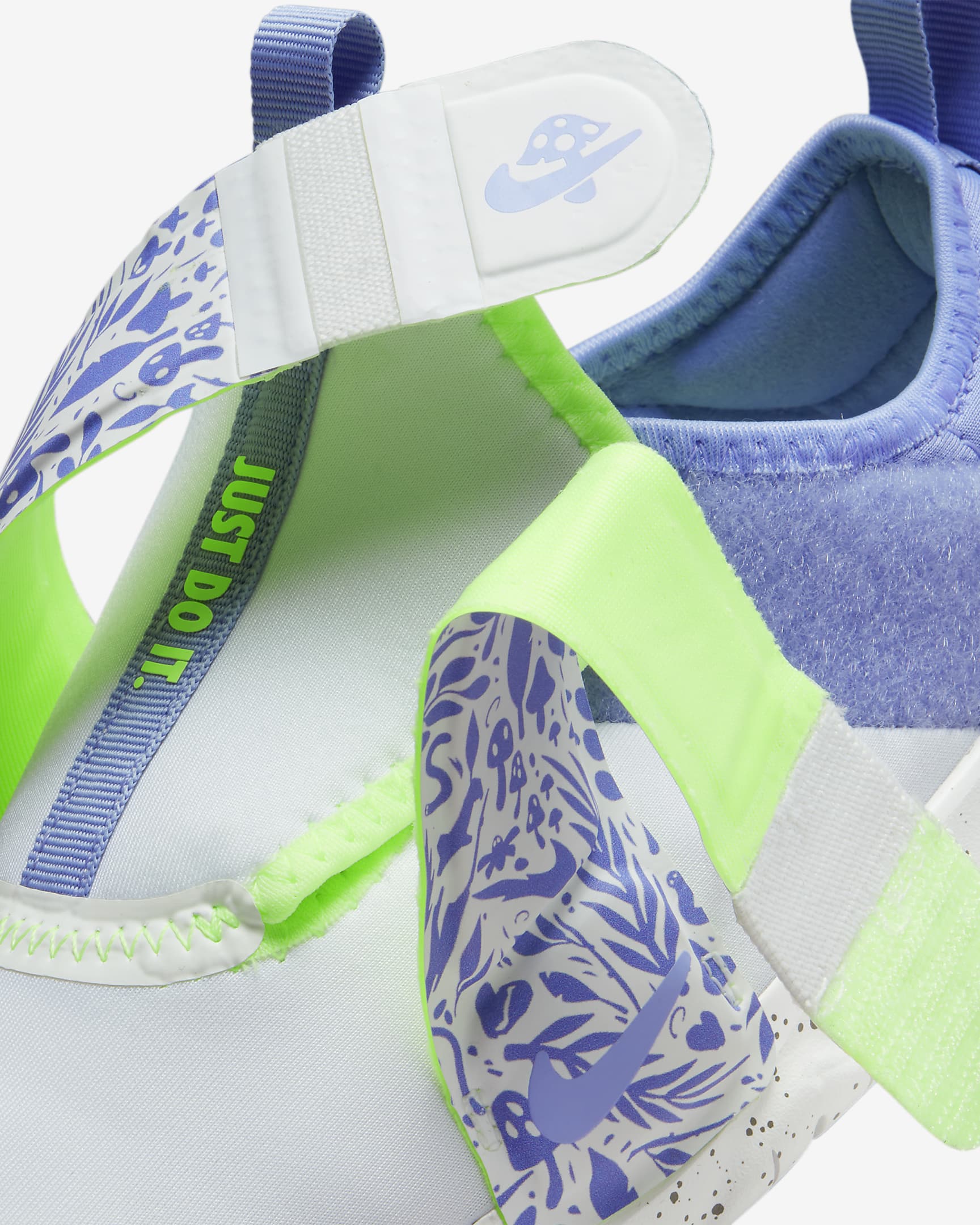 Nike Flex Advance SE Younger Kids' Shoes. Nike HU