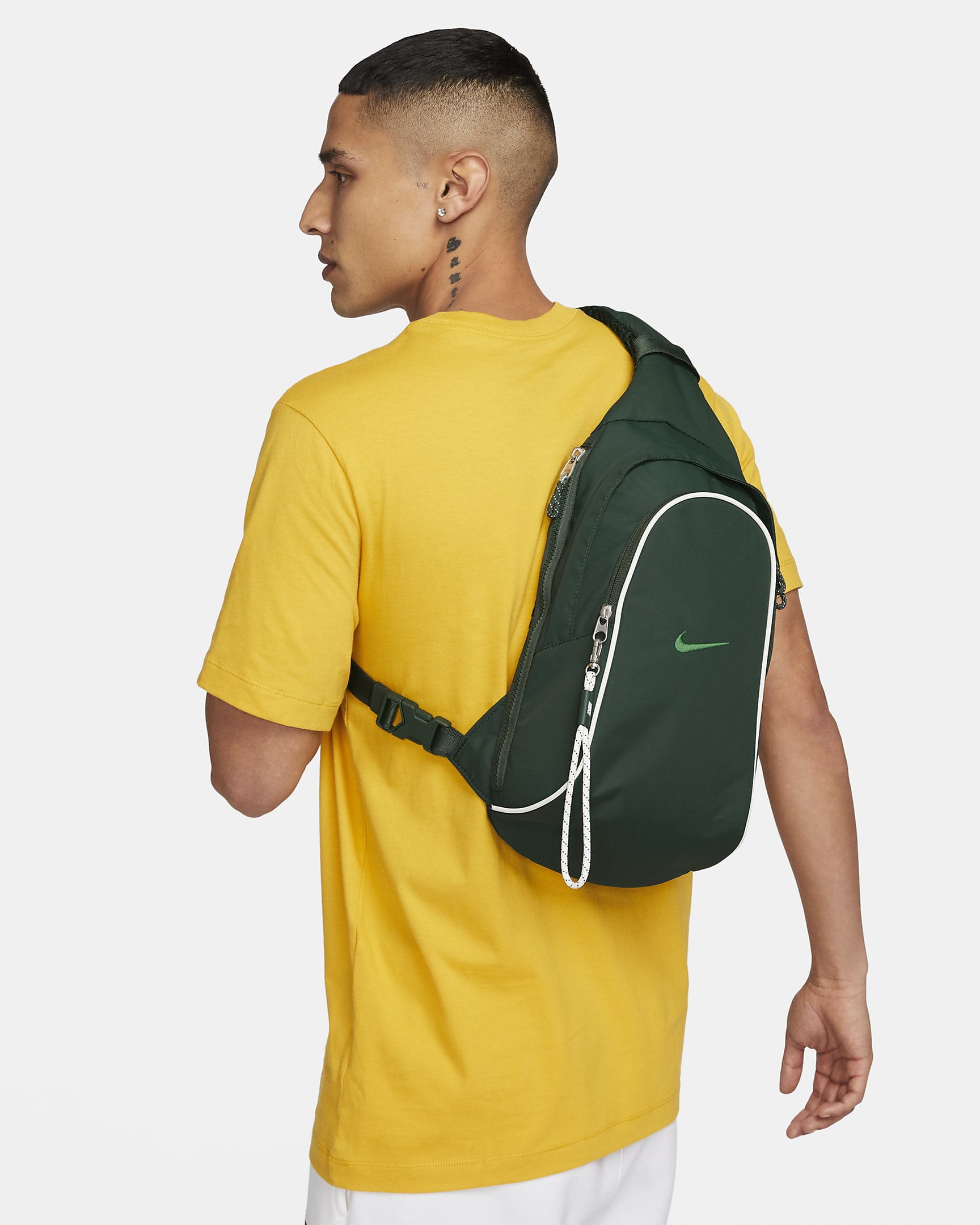 Bandolera Nike Sportswear Essentials (8L) - Abeto/Vela/Verde estadio