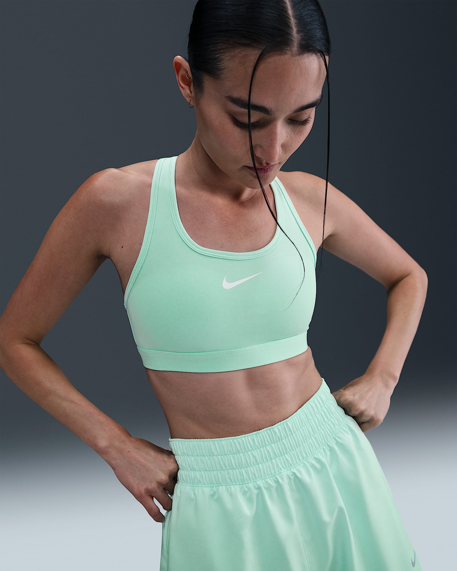Nike Swoosh Medium Support Women's Padded Sports Bra - Mint Foam/White