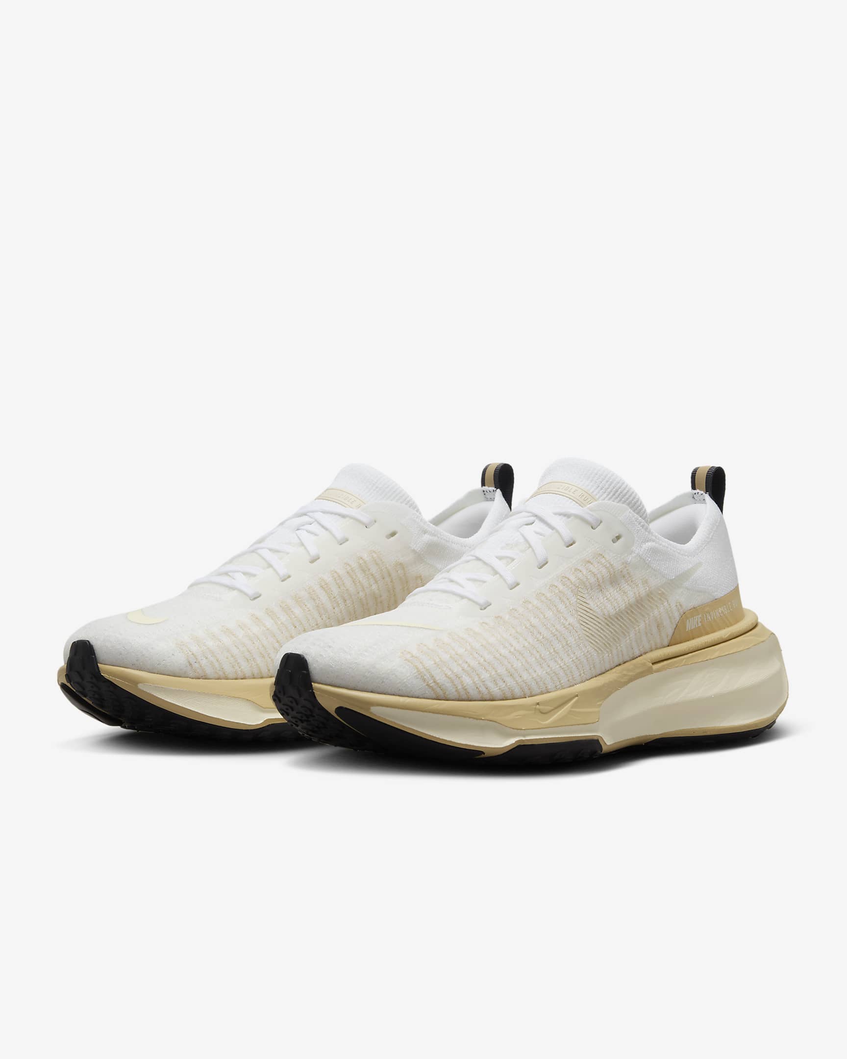 Tenis de correr en pavimento para hombre Nike Invincible 3 - Blanco/Sésamo/Antracita/Leche de coco