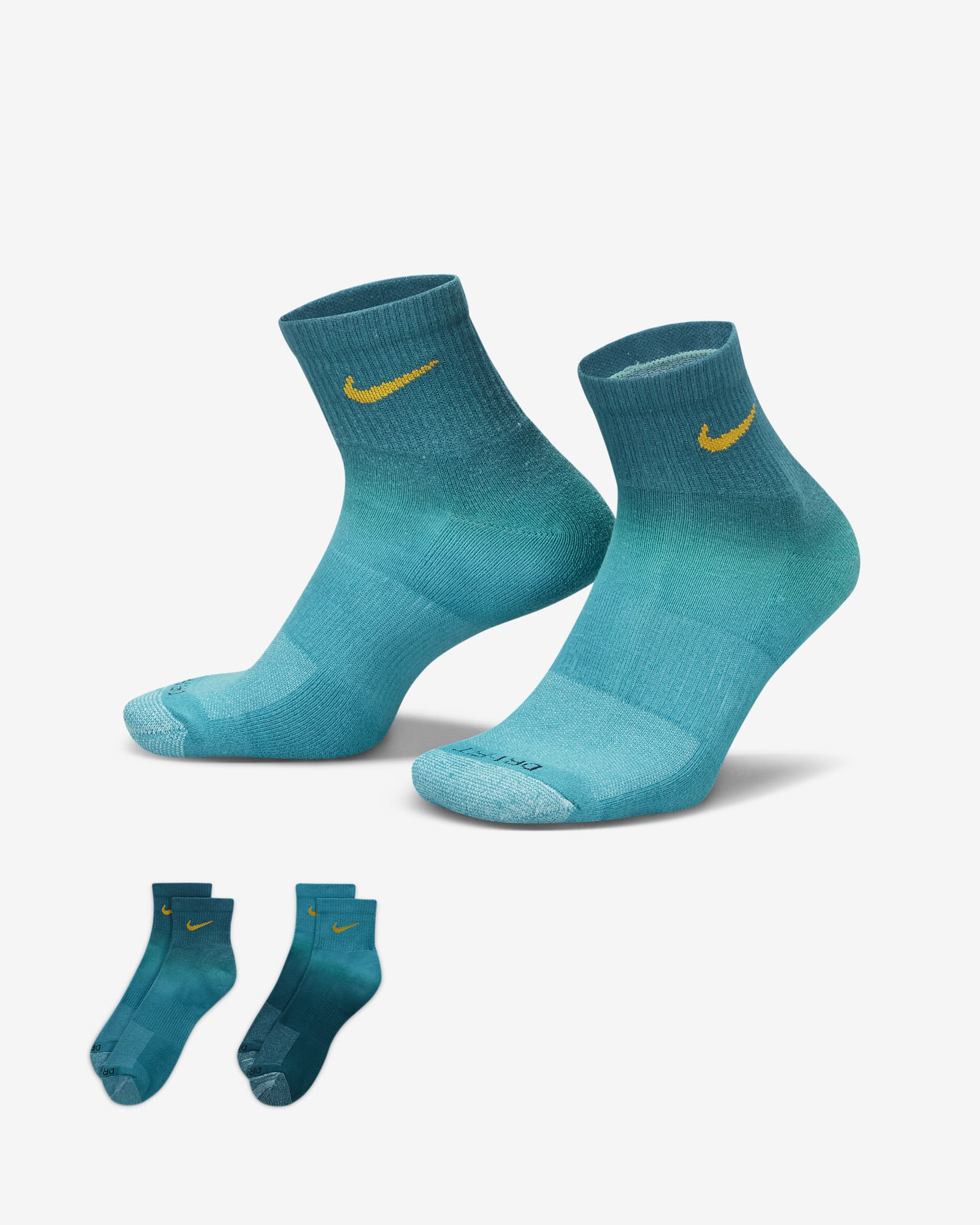 Nike Everyday Plus Cushioned Ankle Socks. Nike LU