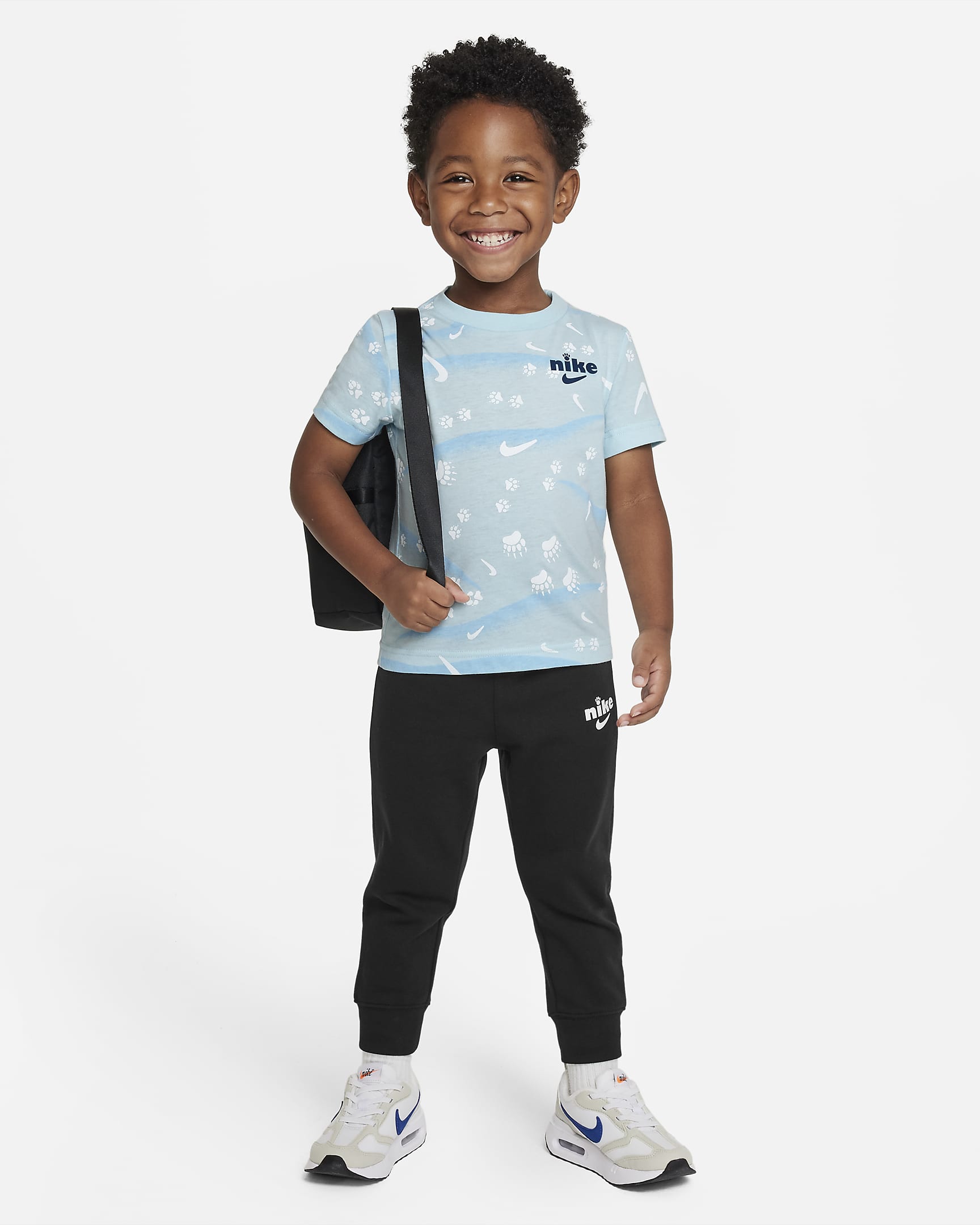 Playera infantil estampada Nike Track Pack. Nike.com