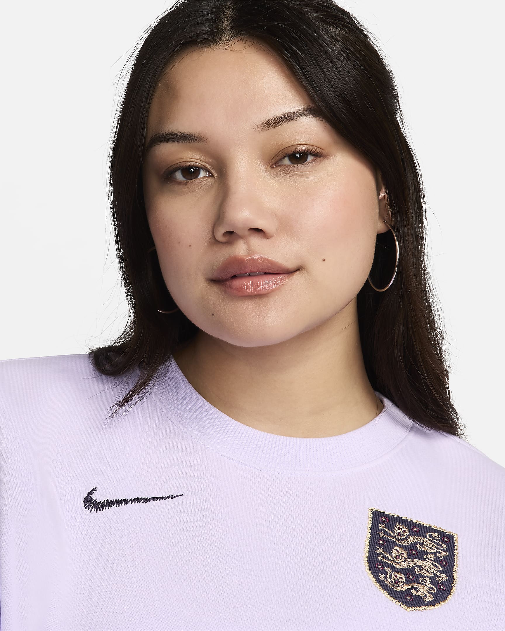 Sweat oversize à col ras-du-cou Nike Football Angleterre Phoenix Fleece pour femme - Violet Mist/Dark Raisin