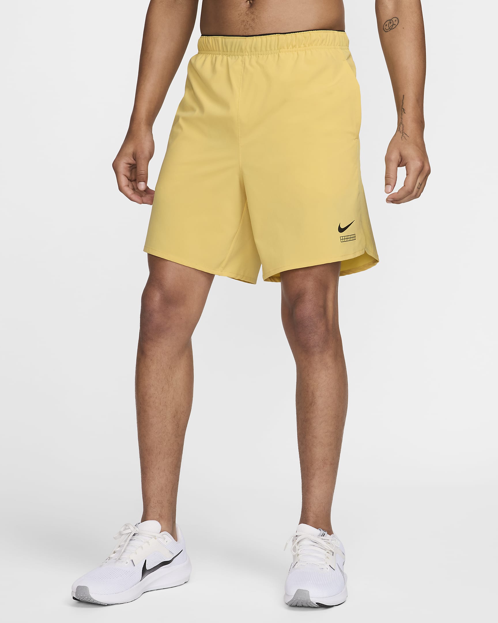 Nike Challenger Men's 18cm (approx.) Brief-Lined Running Shorts - Saturn Gold