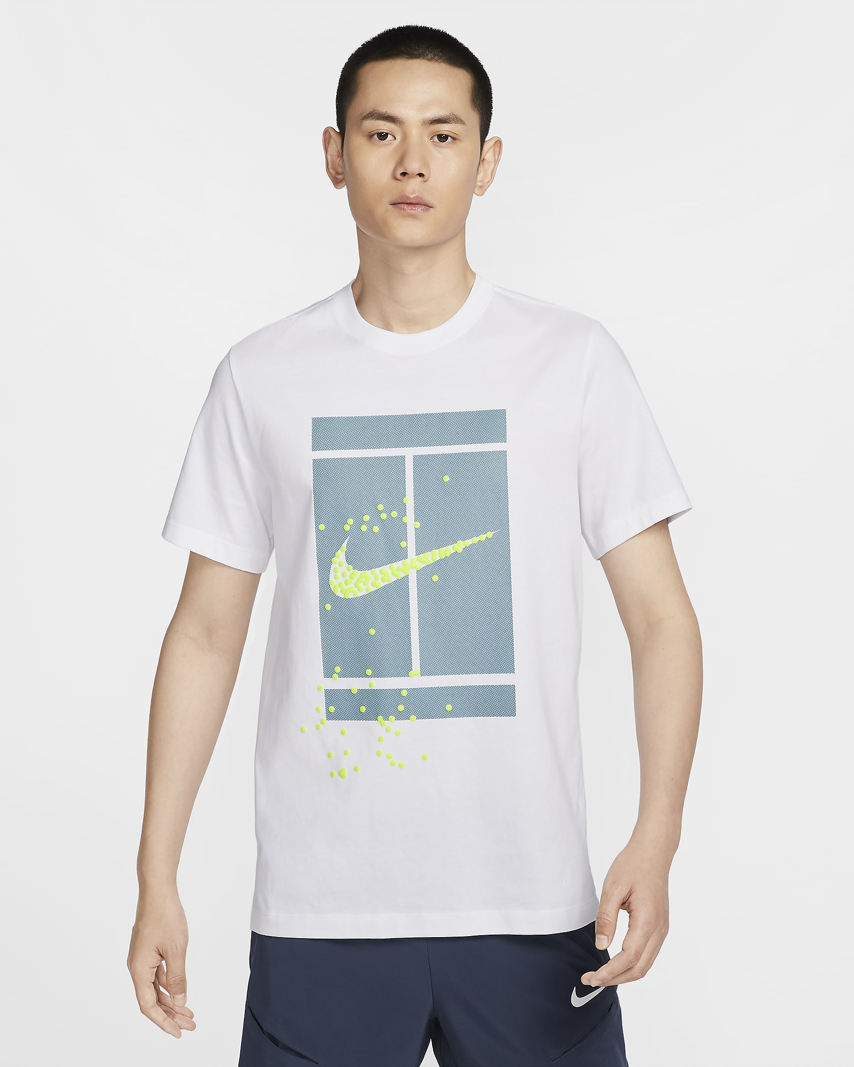 เสื้อยืดเทนนิสผู้ชาย NikeCourt - ขาว