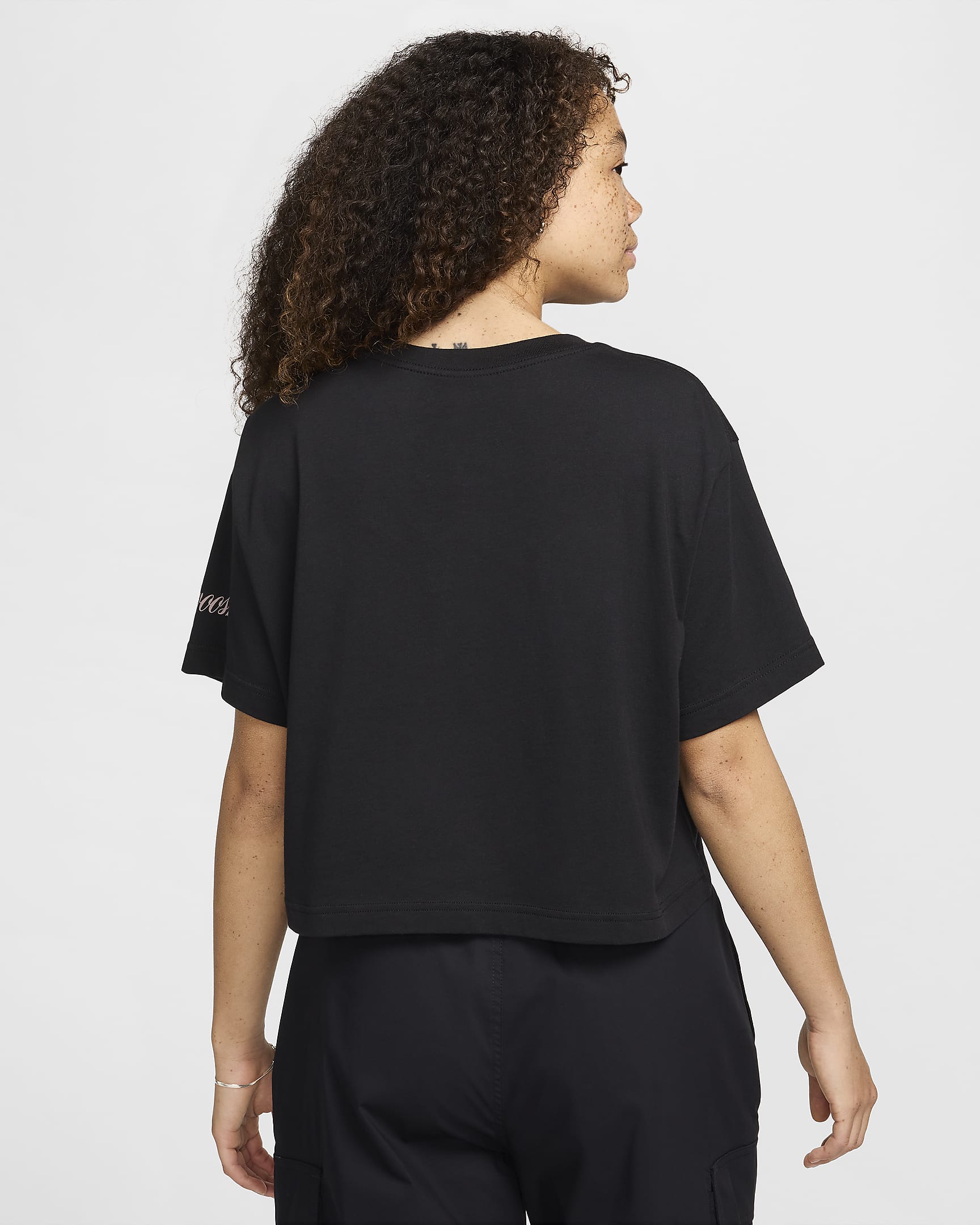 Nike Sportswear Women's Loose Short-Sleeve Cropped T-Shirt - Black