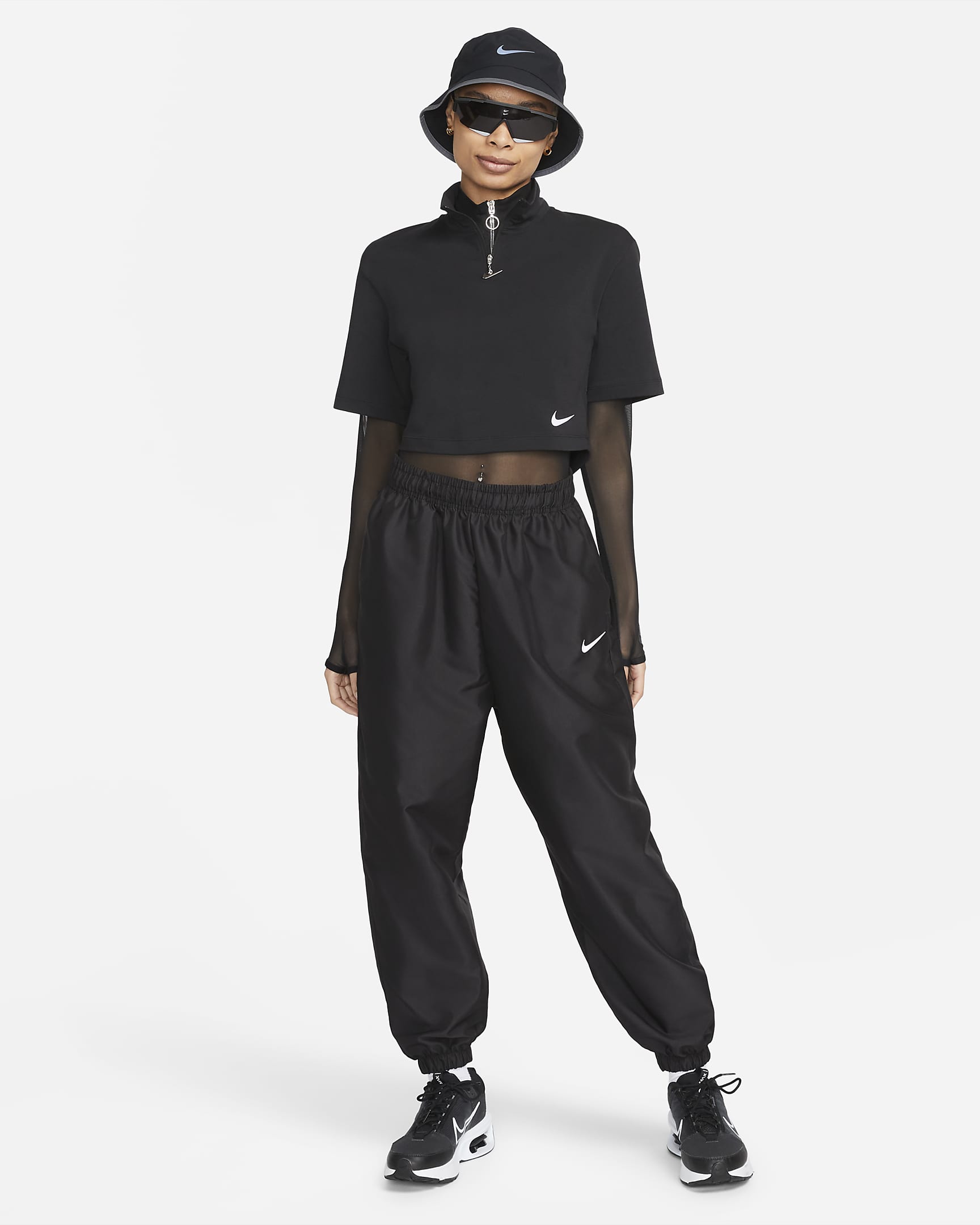 Nike Sportswear Women's Woven Joggers. Nike AT