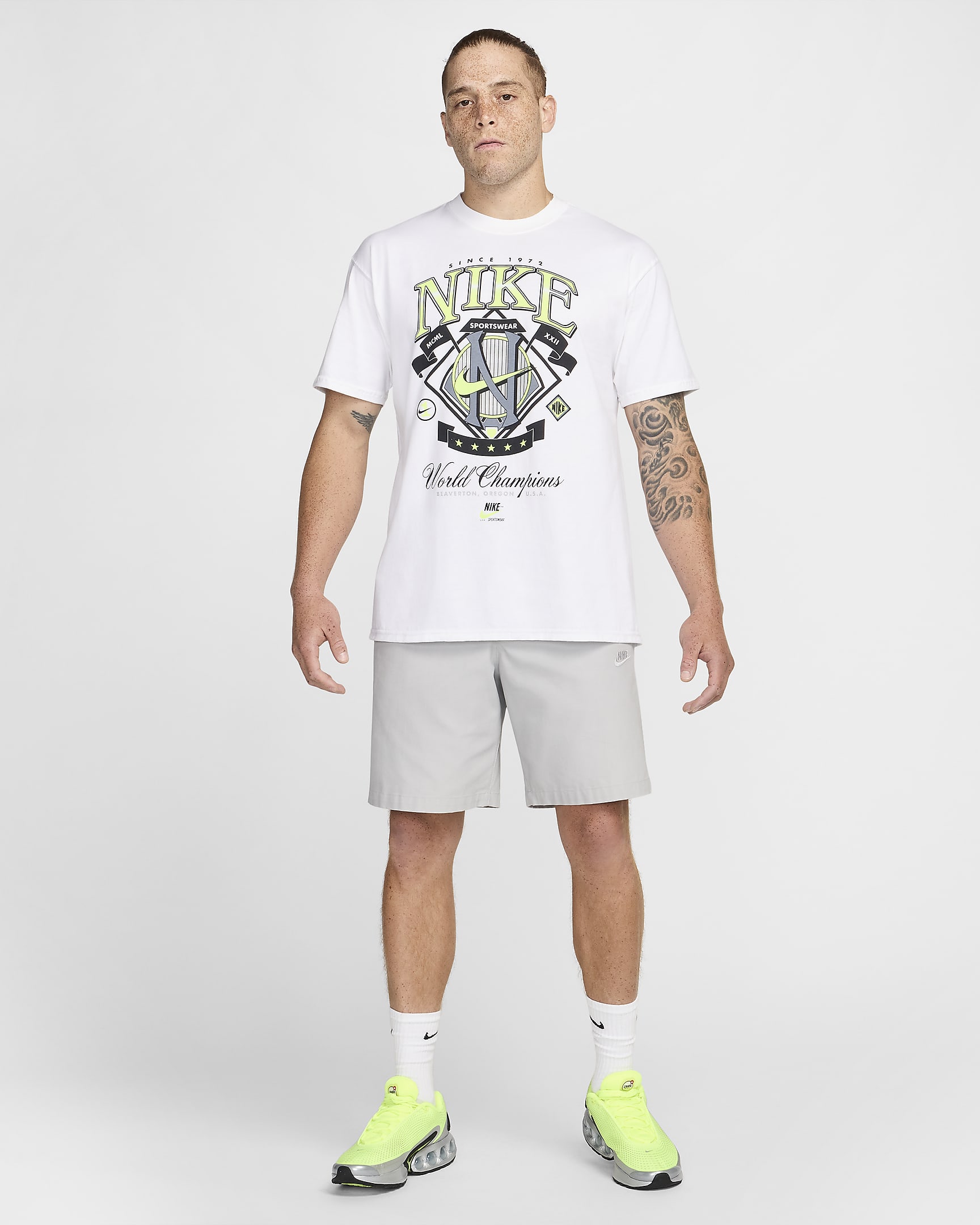 Nike Sportswear Men's Max90 T-Shirt - White/Volt