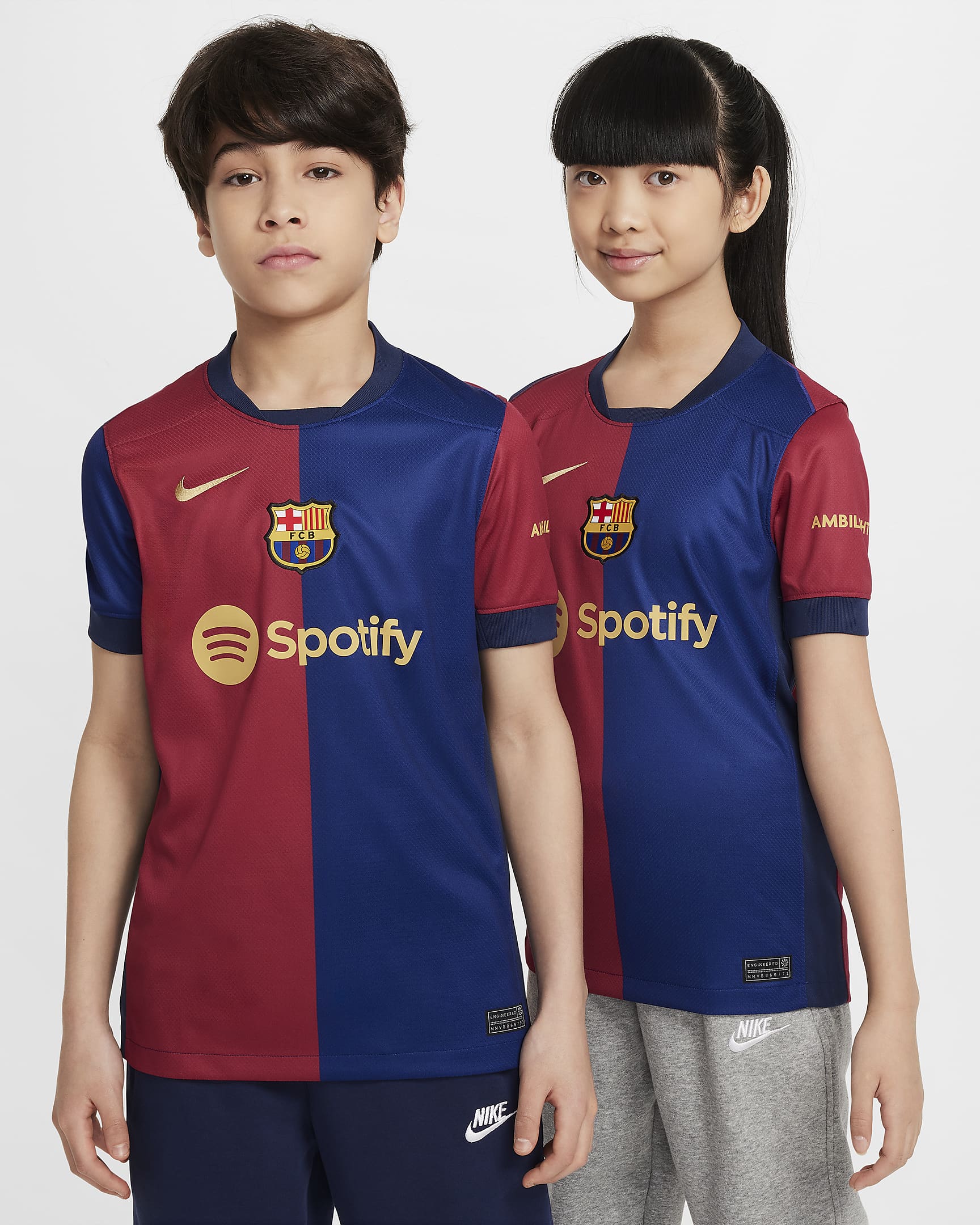 FC Barcelona 2024/25 Stadium (hjemmedrakt) Nike Dri-FIT Replica fotballdrakt til store barn - Deep Royal Blue/Noble Red/Midnight Navy/Club Gold